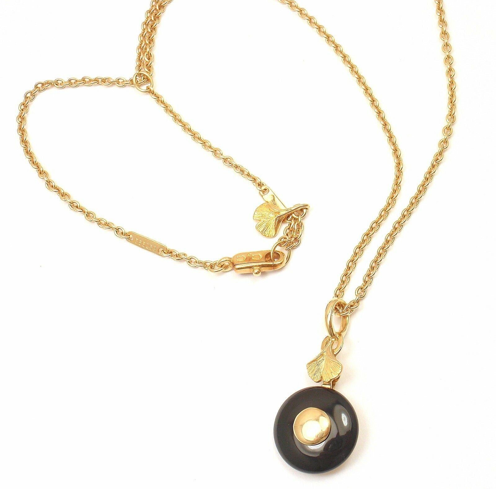 Carrera Y Carrera Ginkgo Black Onyx Yellow Gold Pendant Necklace For Sale 2
