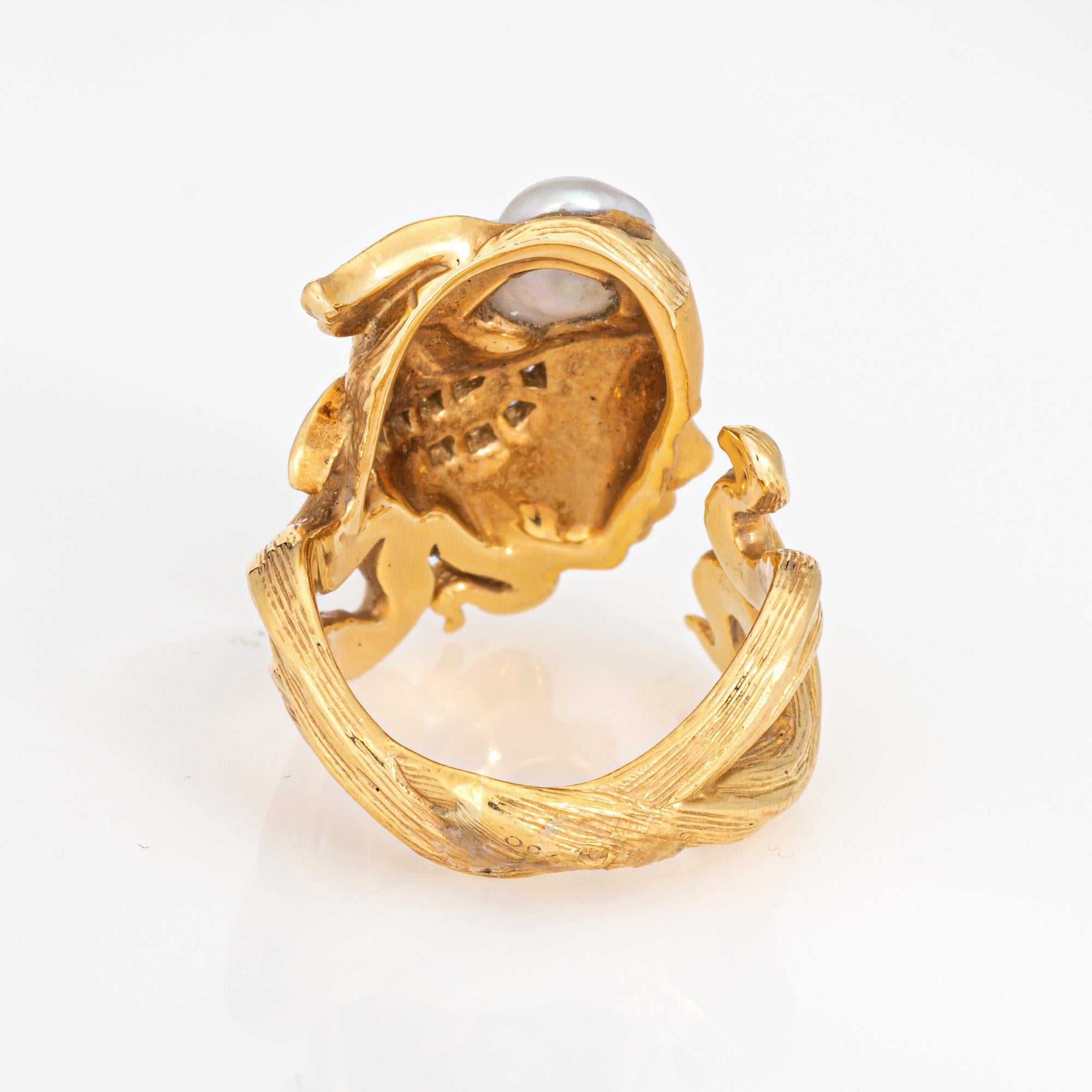Carrera y Carrera, bague déesse en or jaune 18 carats avec perles biwa et diamants, taille 4 Bon état - En vente à Torrance, CA