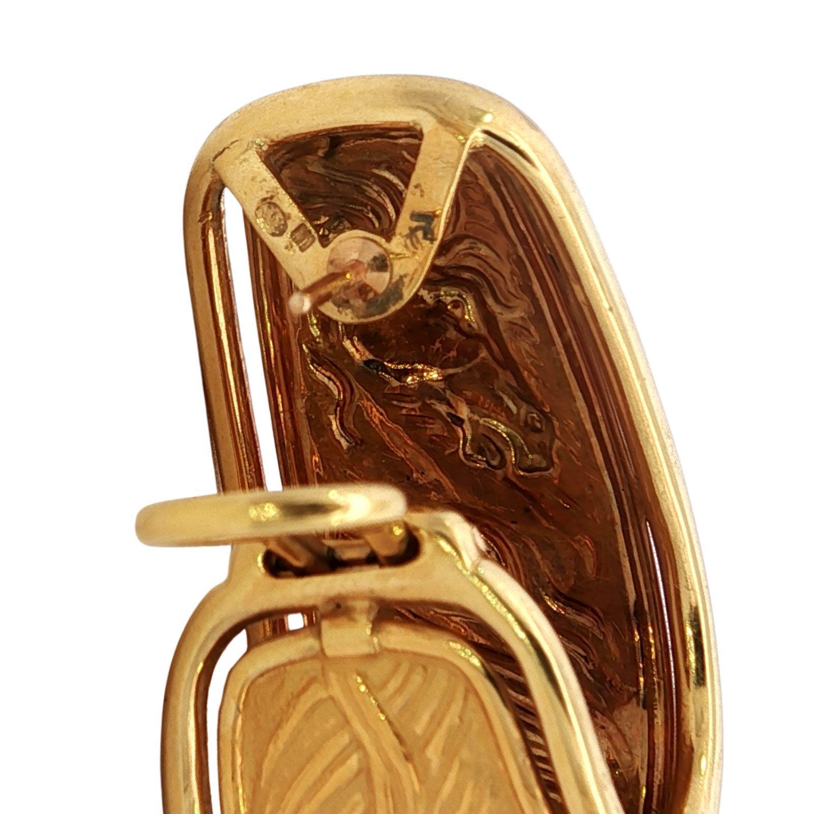 Orecchini a cerchio con motivo a cavallo Carrera y Carrera in oro giallo 18 carati con scatola in vendita 5