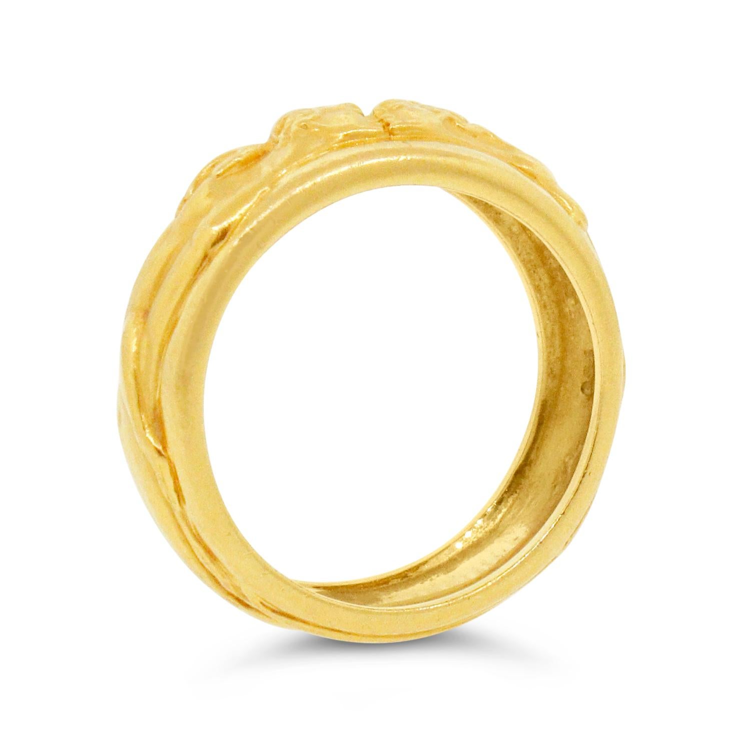 Carrera Y Carrera Kiss Band Ring In Good Condition In New York, NY