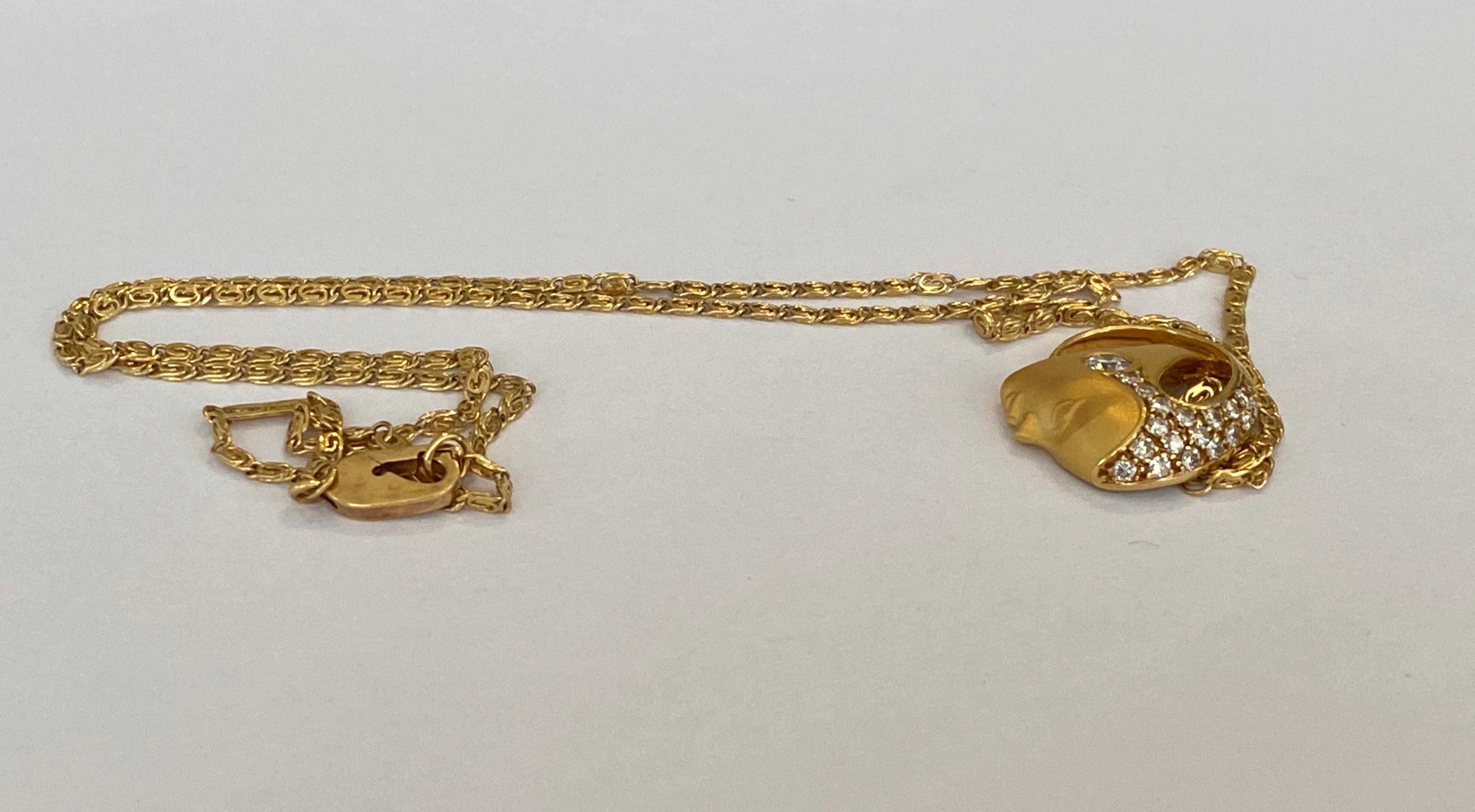 Carrera y Carrera Lady Head 18k Yellow Gold Diamond Pendant Necklace For Sale 6