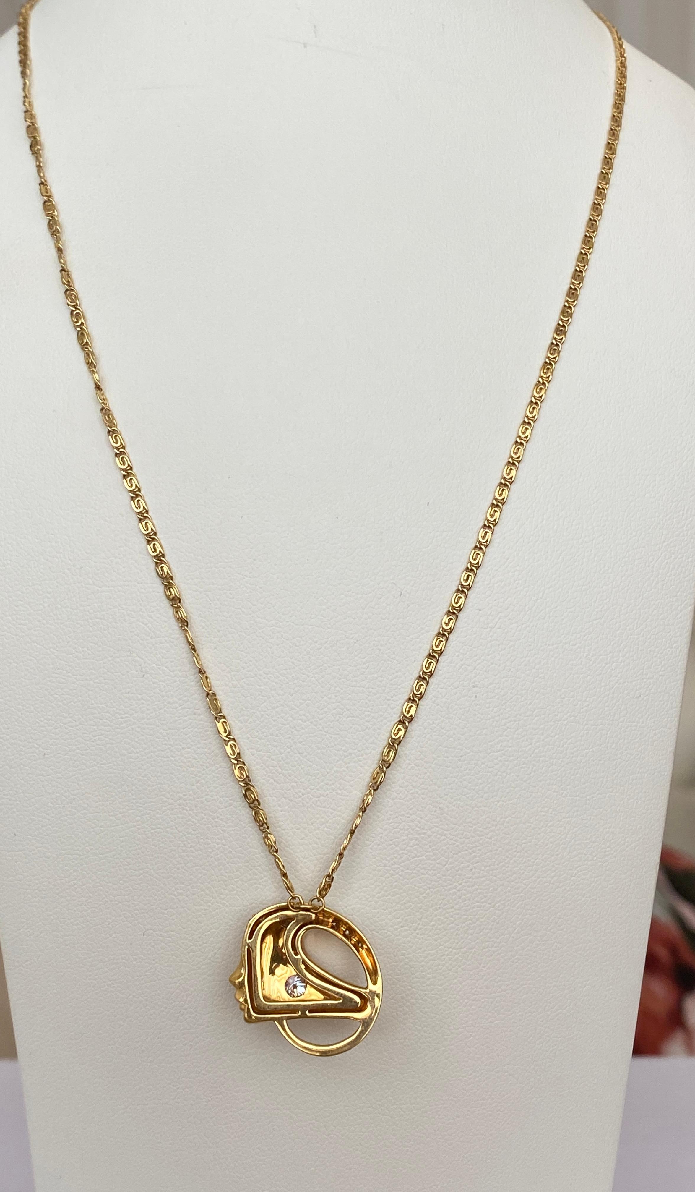 Women's or Men's Carrera y Carrera Lady Head 18k Yellow Gold Diamond Pendant Necklace For Sale
