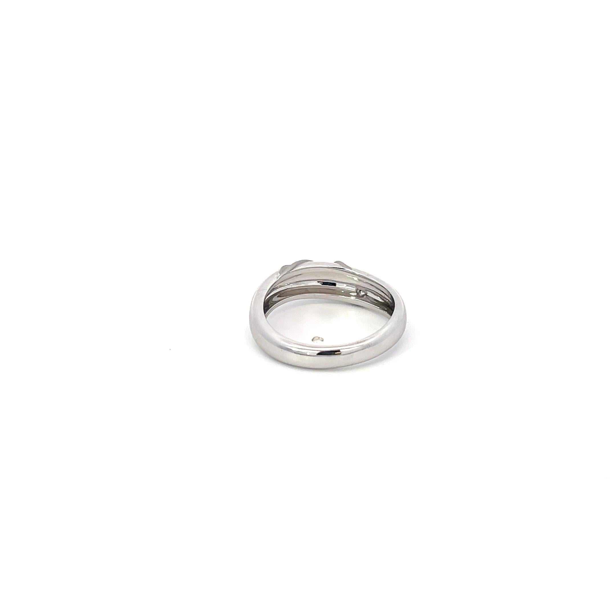 Women's Carrera Y Carrera Leaf Band with Diamond 18K White Gold For Sale