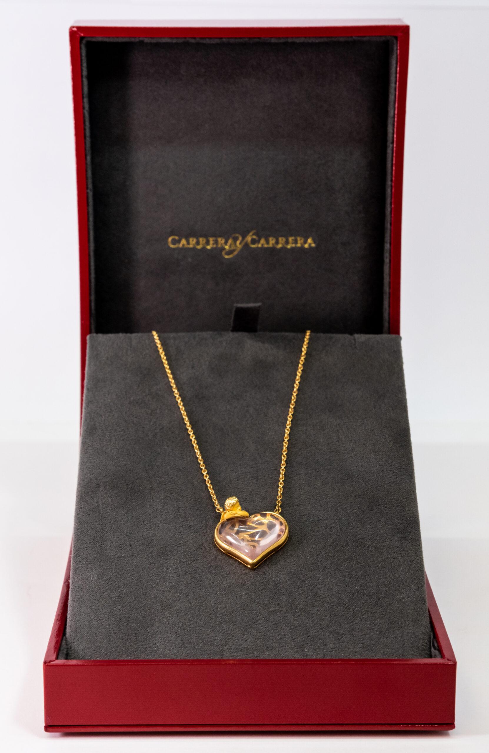 Women's Carrera y Carrera Love 18k Yellow Gold Pendant, 10076564 For Sale