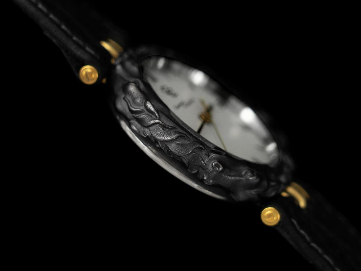 Carrera y Carrera Mens Unisex 18K Gold & Sculptured Titanium Horse Watch In condizioni ottime in vendita a Suwanee, GA
