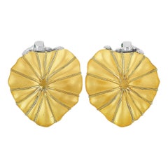 Carrera y Carrera Mi Musa Hechizo 18K Yellow and White Gold Tsavorite Earrings