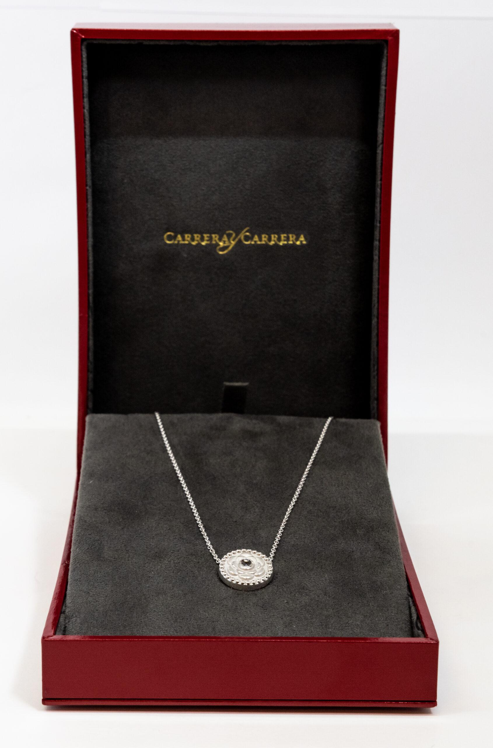 Carrera y Carrera Mosaico 18k White Gold & Diamonds Pendant, 10076491 In New Condition For Sale In North Miami Beach, FL