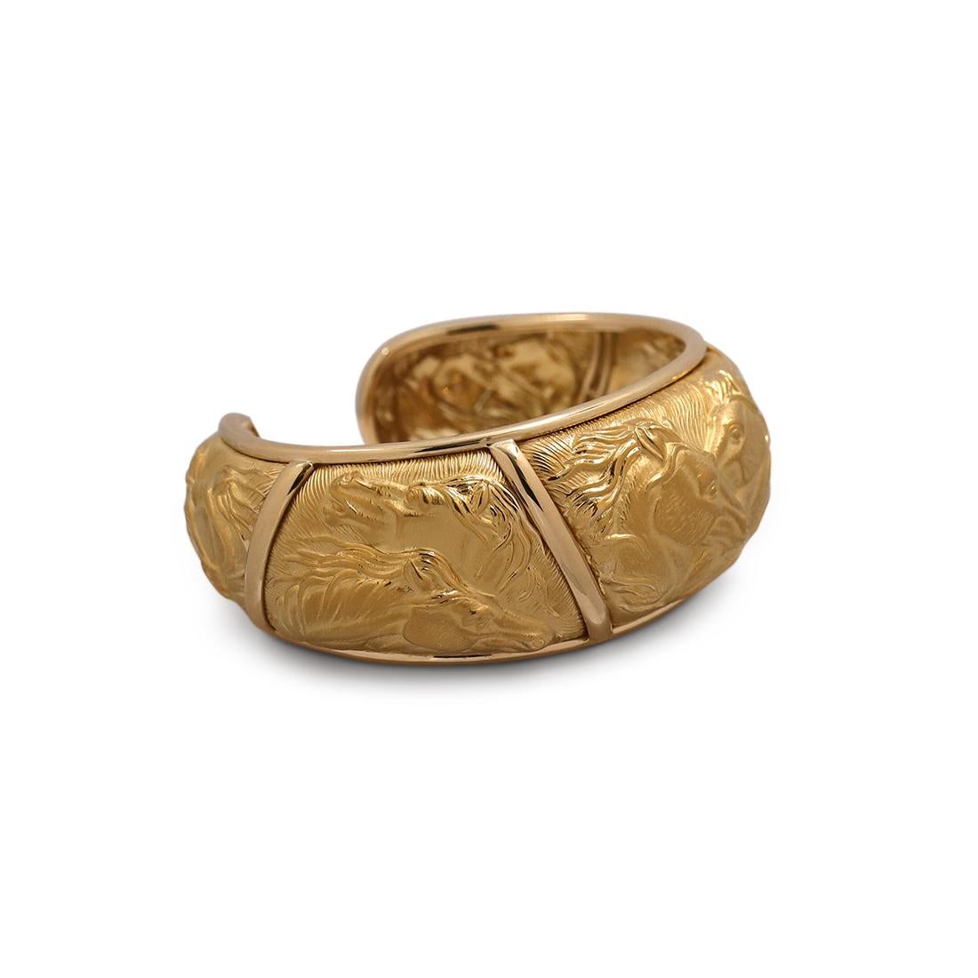 Carrera y Carrera 'Mosaico' Yellow Gold Cuff In Excellent Condition In New York, NY
