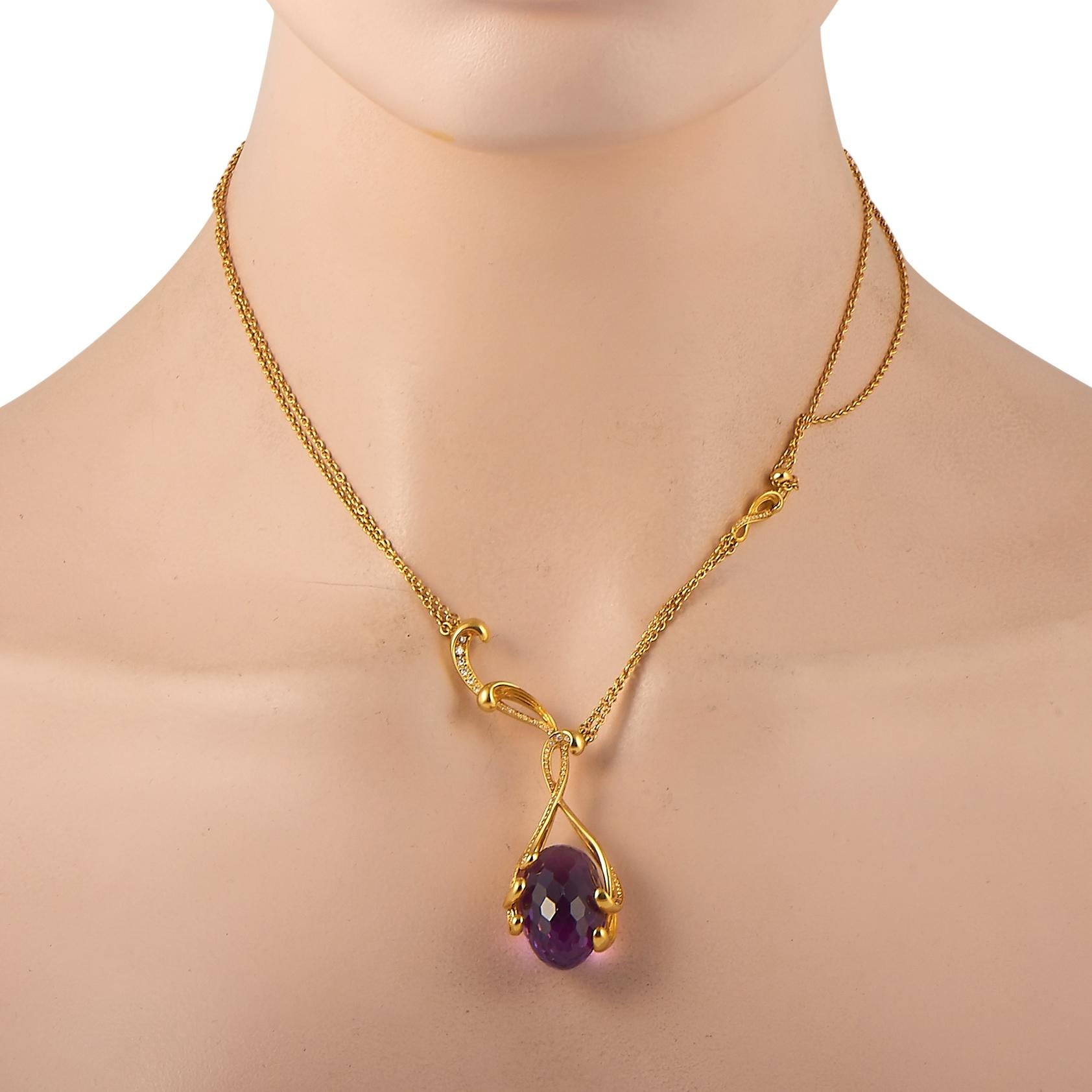 The Carrera y Carrera “Origen Maxi” necklace is crafted from 18K yellow gold and embellished with an amethyst and a total of 0.60 carats of diamonds. The necklace weighs 28 grams and is presented with a 14” chain and a pendant that measures 2” in