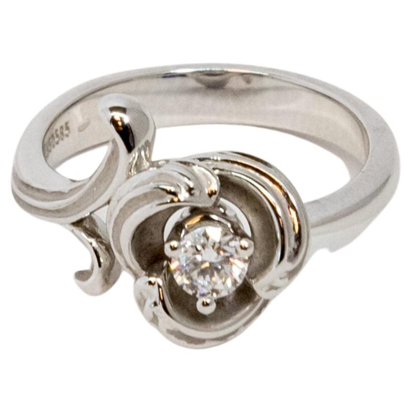 Carrara Y Carrara Origen Solit 18k White Gold and Diamond Ring, 10069455 For Sale