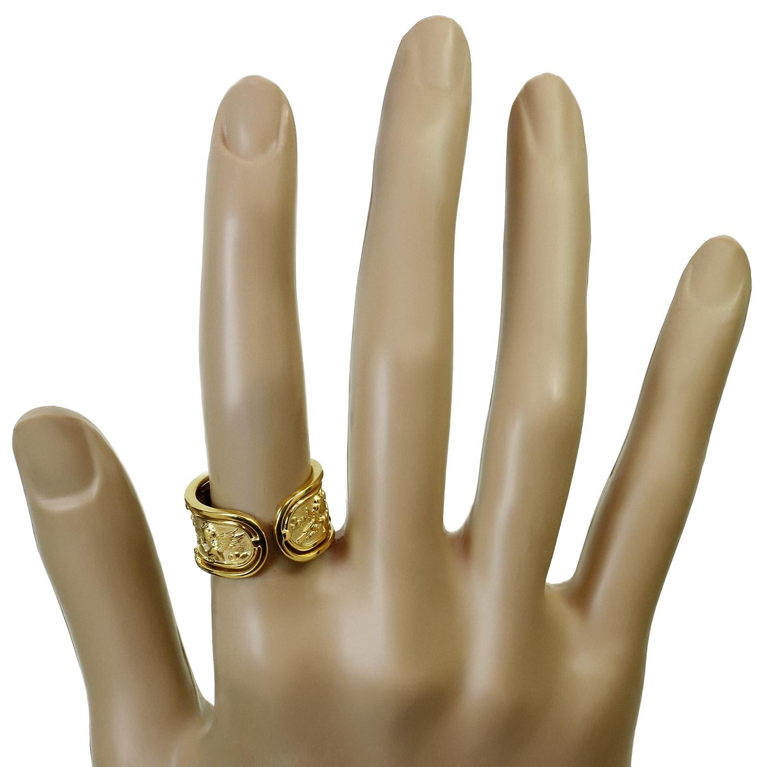 Carrera y Carrera Ronda Angels 18k Yellow Gold Cuff Ring In Excellent Condition In New York, NY