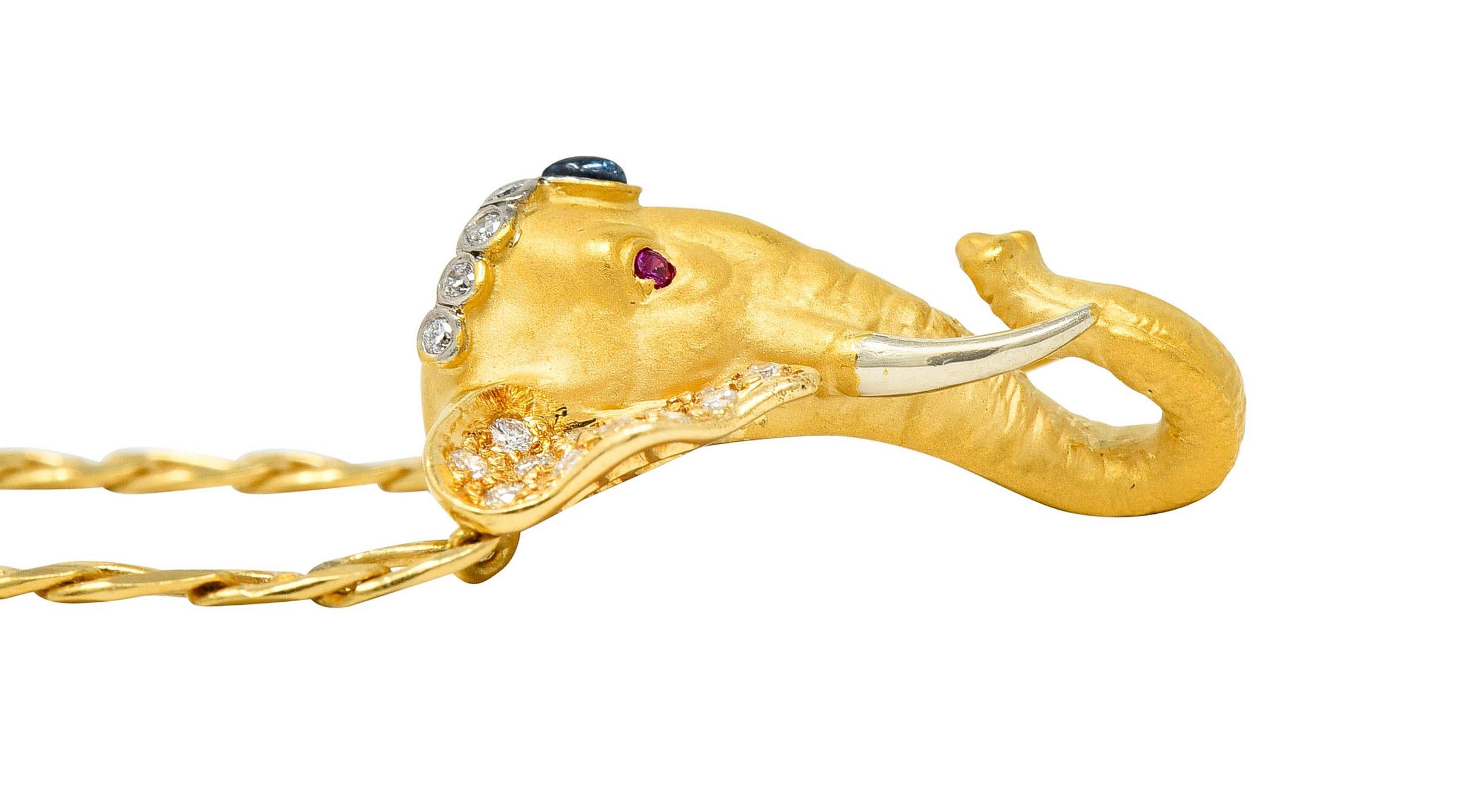 Carrera Y Carrera Sapphire Ruby Diamond 18 Karat Yellow Gold Elephante Necklace 4
