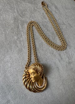 Carrera y Carrera Sculpted Lady's Face Pendant Necklace in 18k Yellow Gold