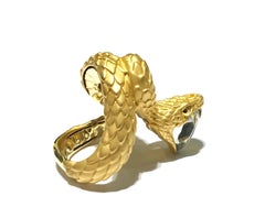 Carrera y Carrera Snake Ring in 18 Karat Yellow Gold 2.06 Carat Quartz