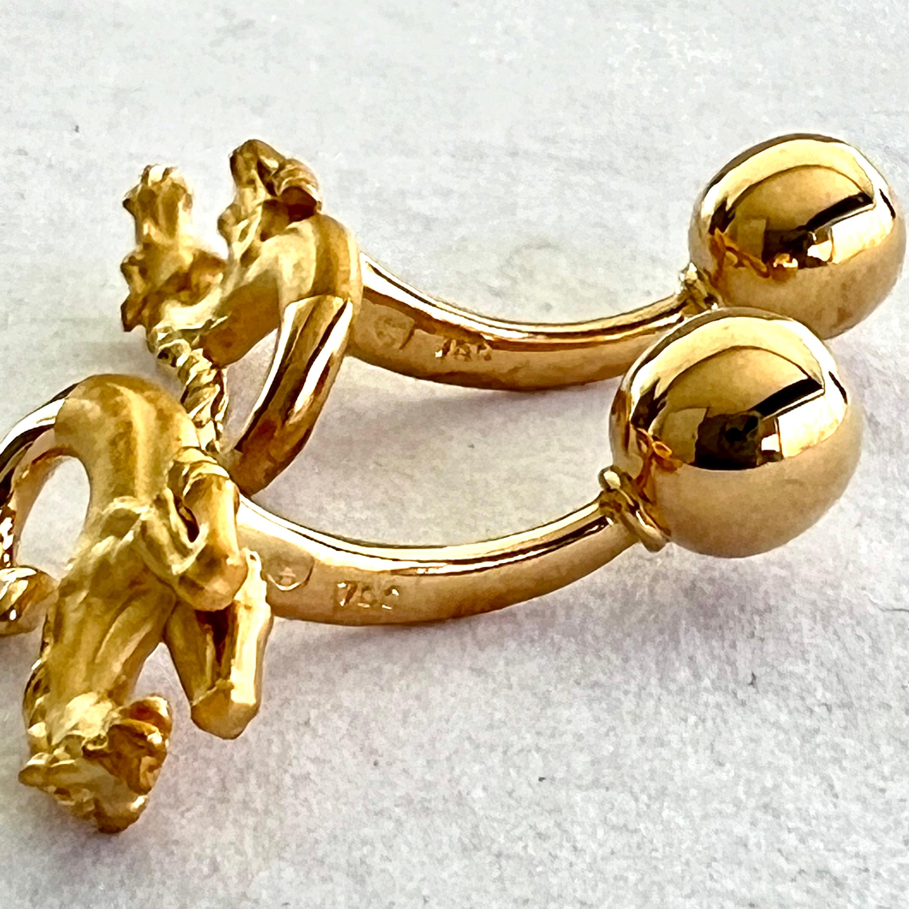 Carrera y Carrera Vintage 18 Karat Gold Leaping Horse 0.75 Inch Cufflinks 132643 For Sale 2