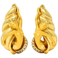 Carrera Y Carrera Retro Diamond 18 Karat Yellow Gold Mermaid Earrings