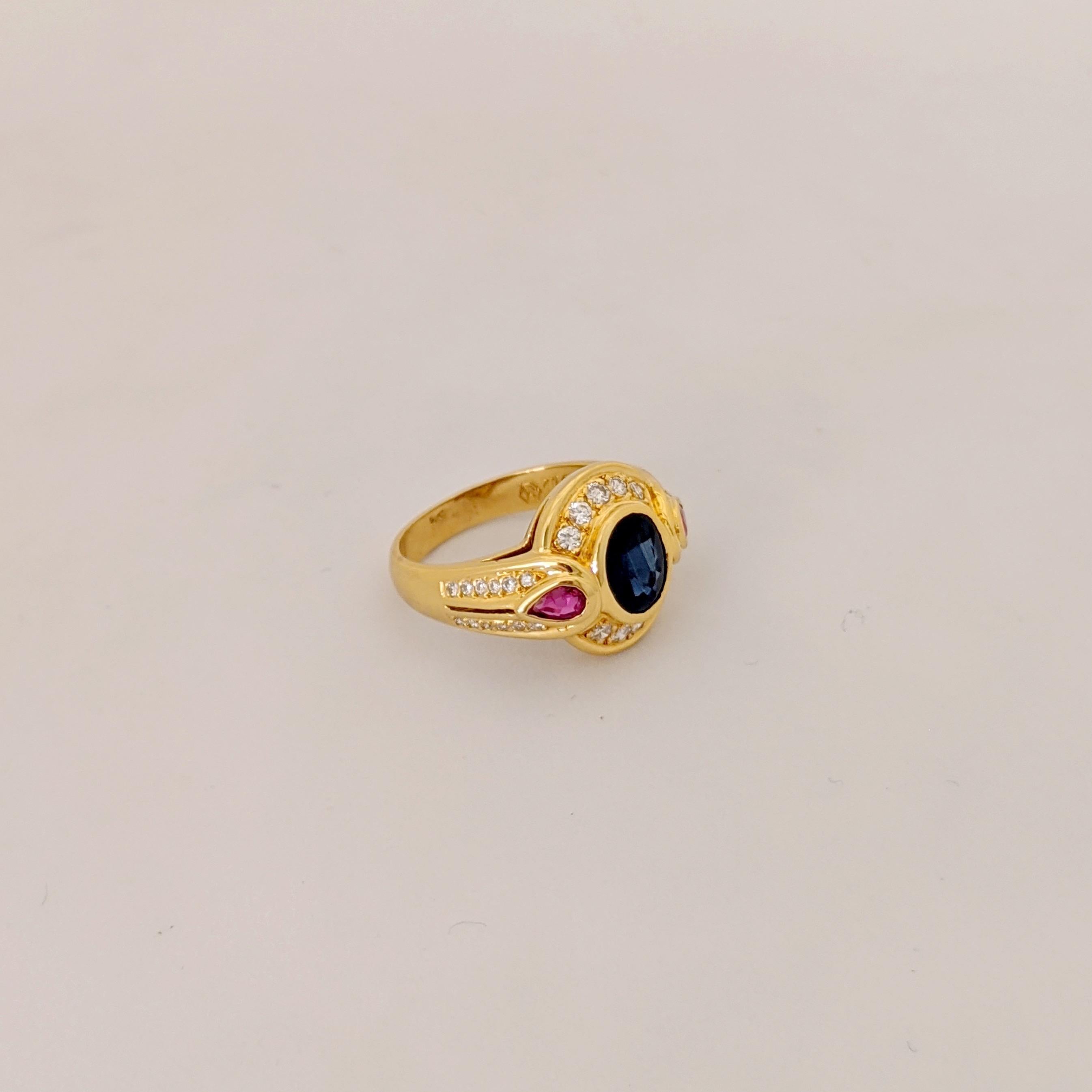 Oval Cut CarreraYCarrera 18kt Gold Ring with 1.65Ct Oval Blue Sapphire, Ruby and Diamonds