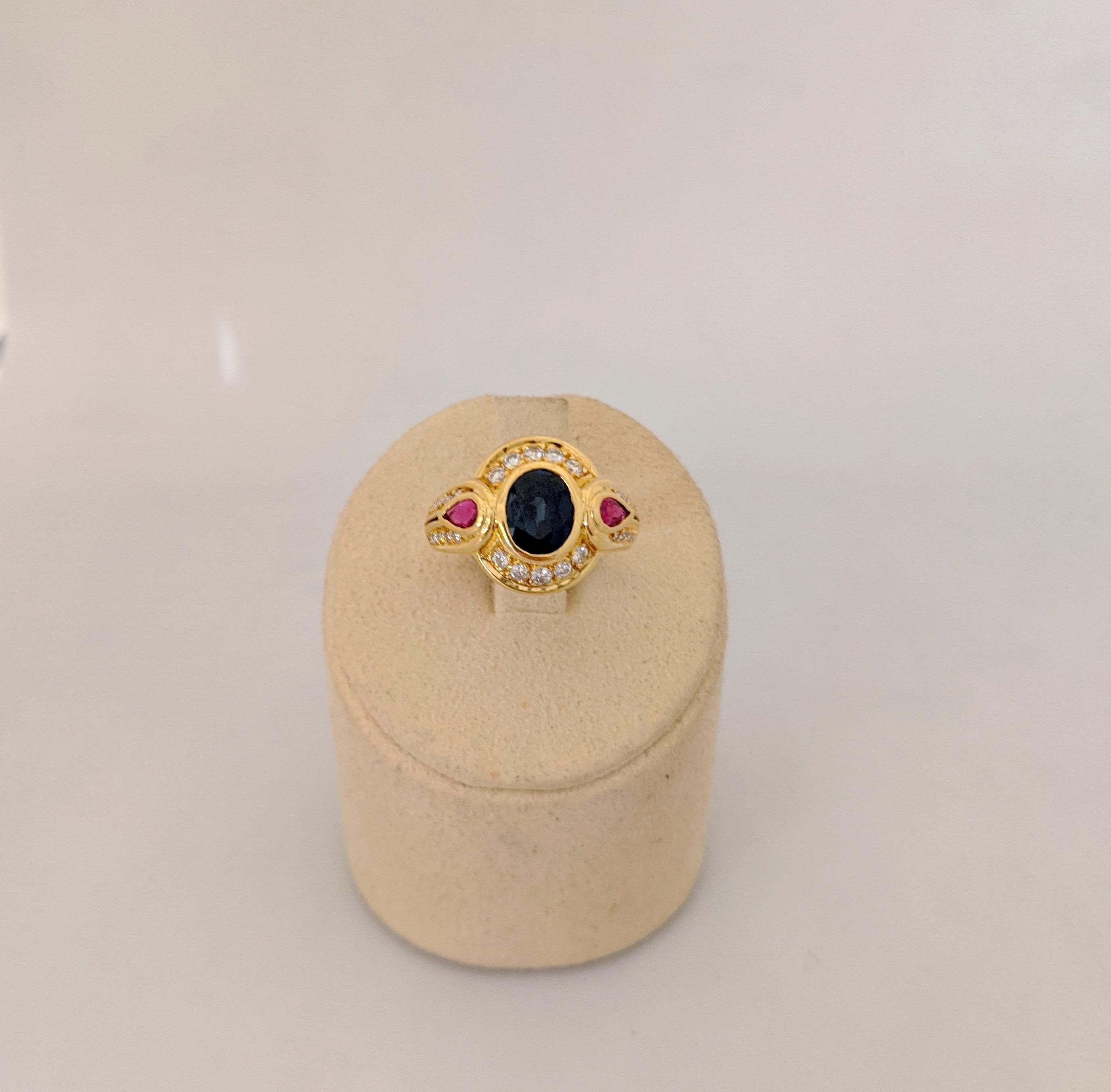 Women's or Men's CarreraYCarrera 18kt Gold Ring with 1.65Ct Oval Blue Sapphire, Ruby and Diamonds