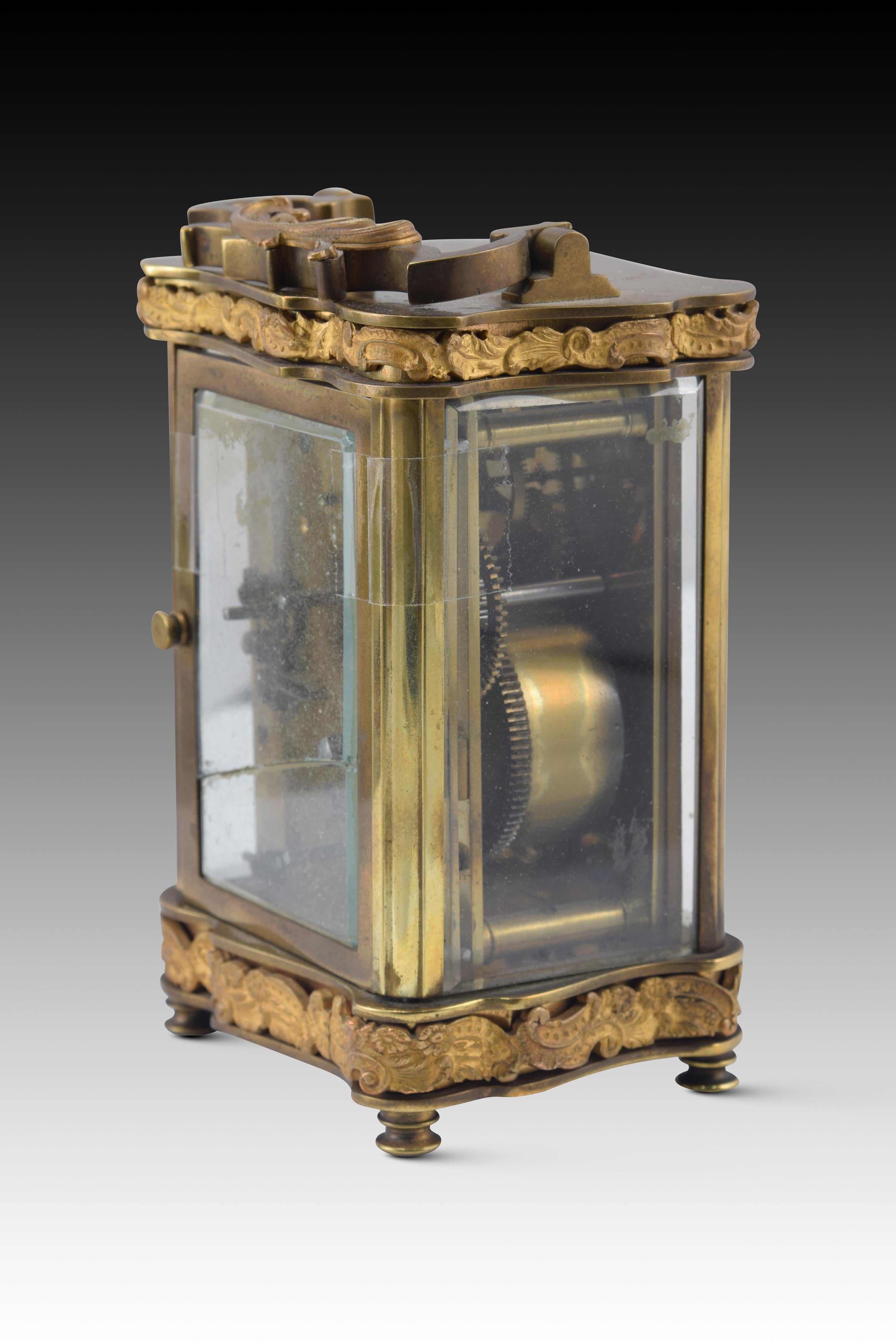 XIXe siècle Pendule à chariot avec boîtier. 19ème siècle. en vente