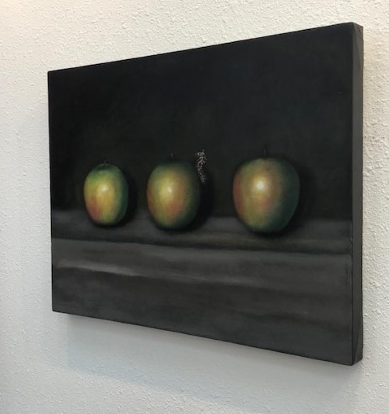 „Grannies“ (2023) von Carrie Goller, Original-Ölgemälde grüner Äpfel im Angebot 1