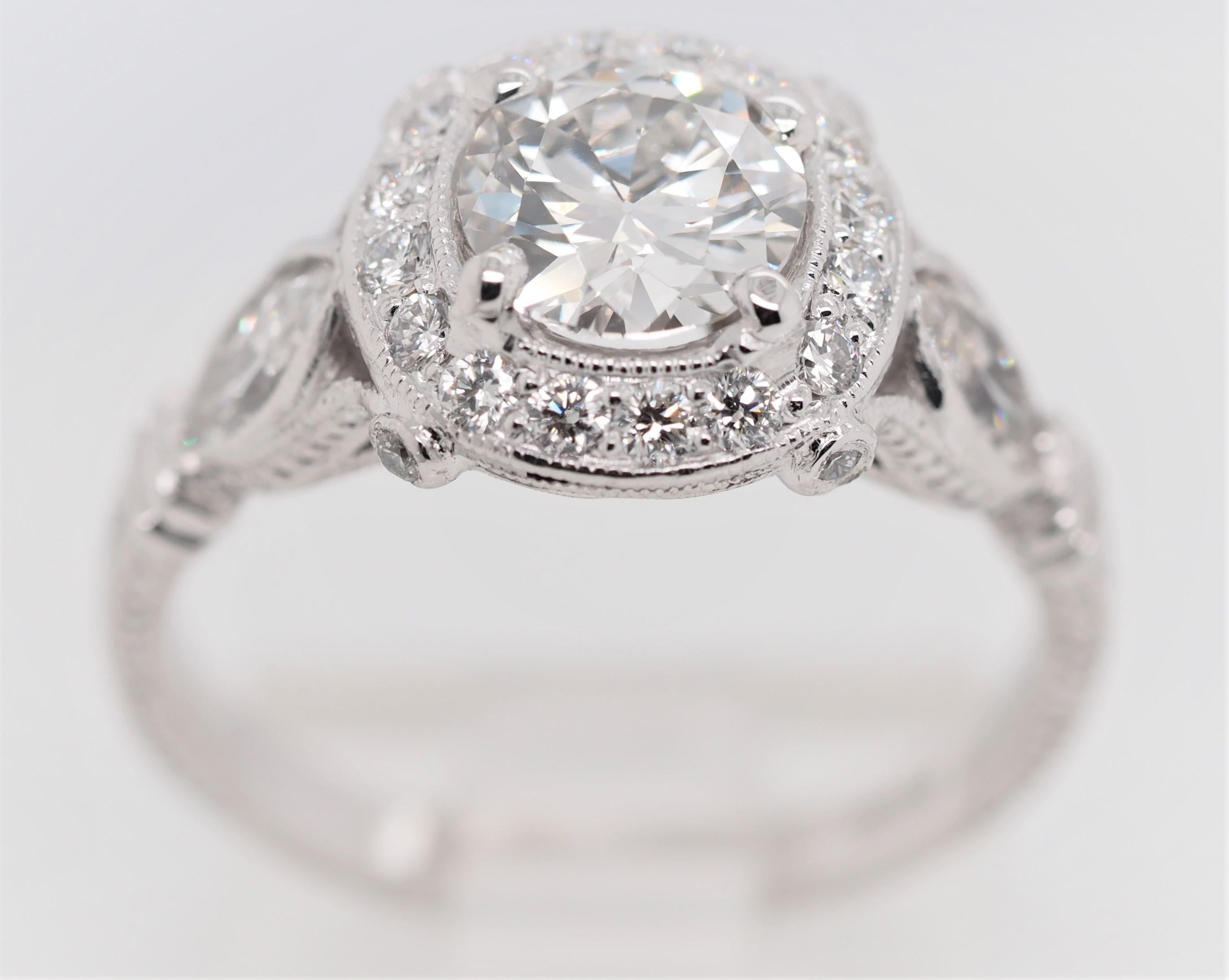 Carrie Underwood Bague de fiançailles halo en platine avec diamants taille ronde de 1,03 carat certifiés GIA Excellent état - En vente à Addison, TX