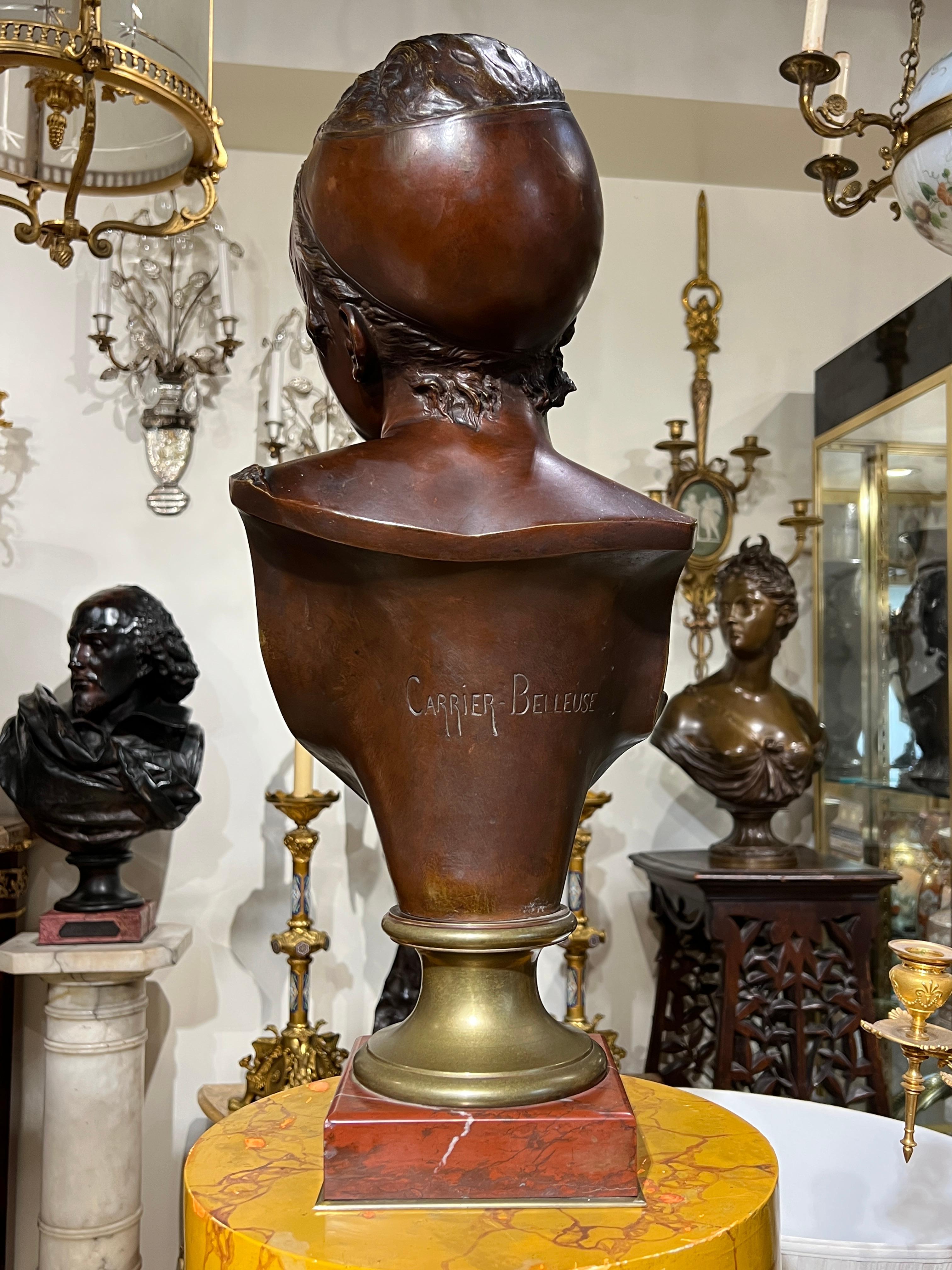 XIX secolo Busto di bronzo di donna Carrier-Belleuse in vendita