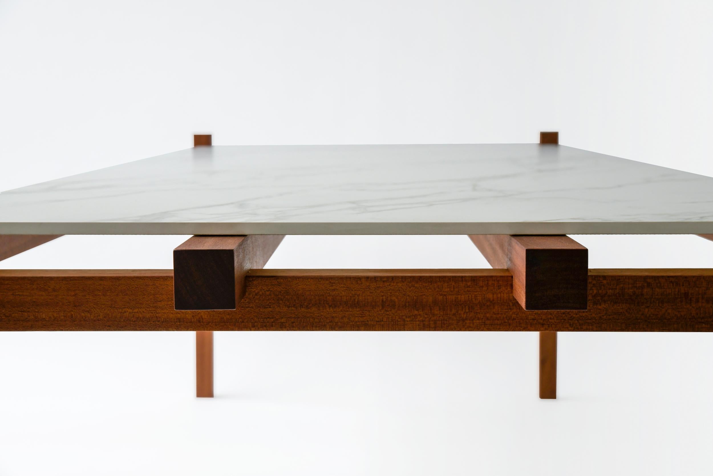 Carrier Neolith Ceramic Table by Jesse Visser In New Condition For Sale In Geneve, CH