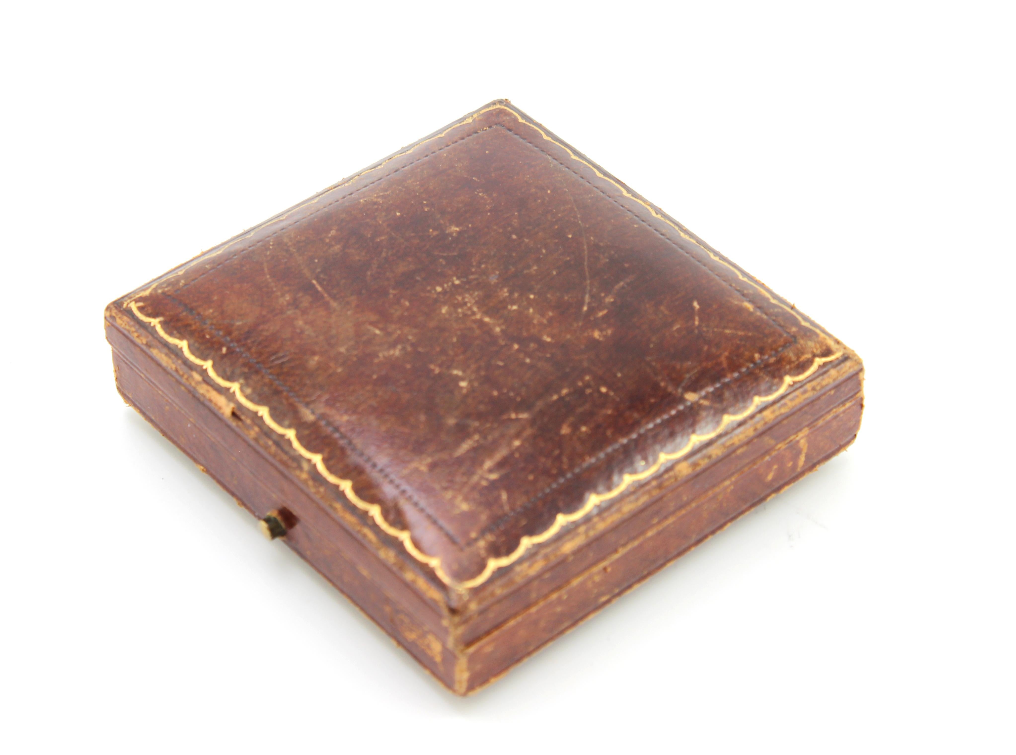 Carrington & Co Antique Victorian Leather and Velvet Ring Box, 1890's In Good Condition In Braintree, GB