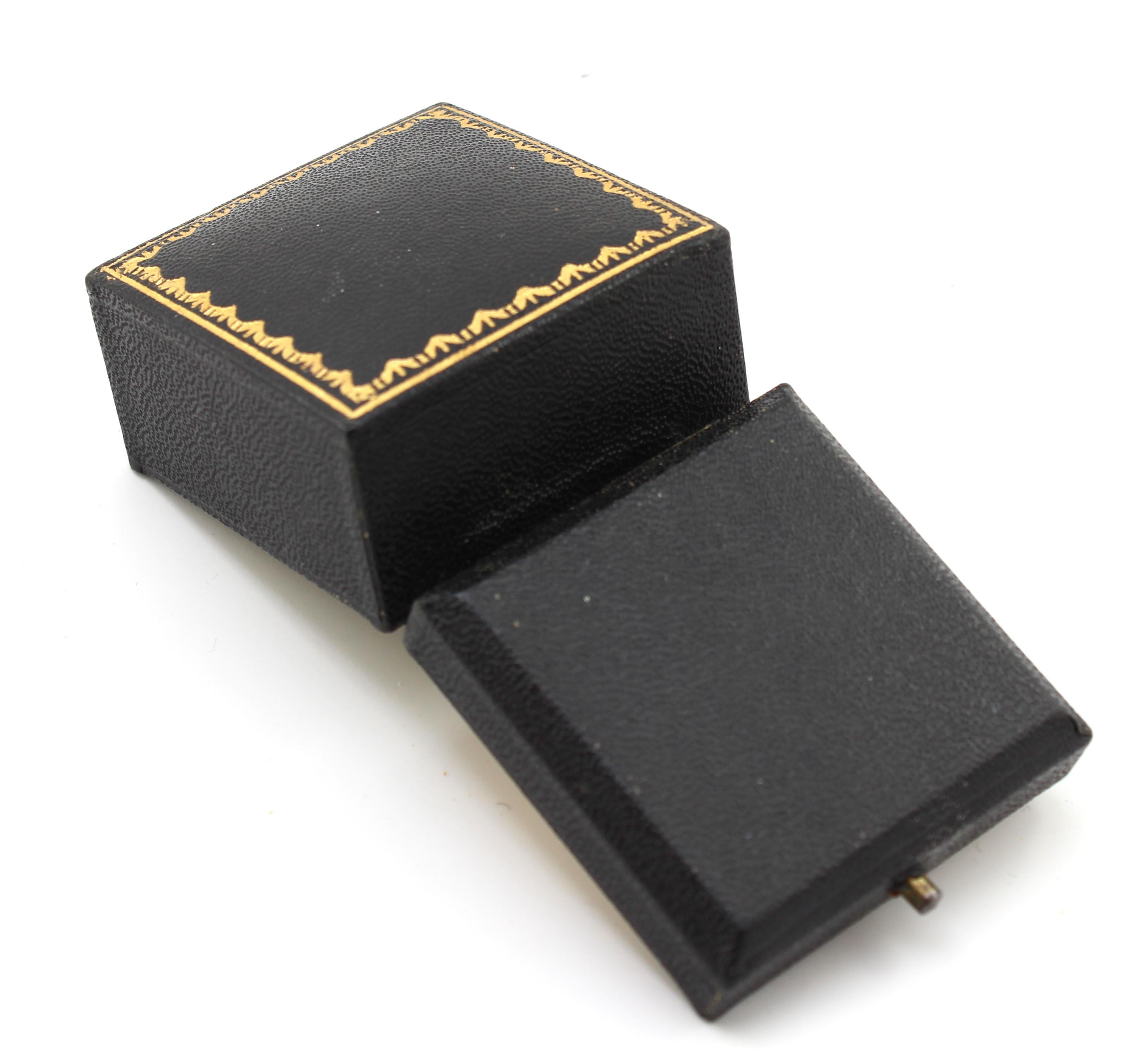 Carrington & Co Antique Victorian Leather and Velvet Ring Box, 1890's 2