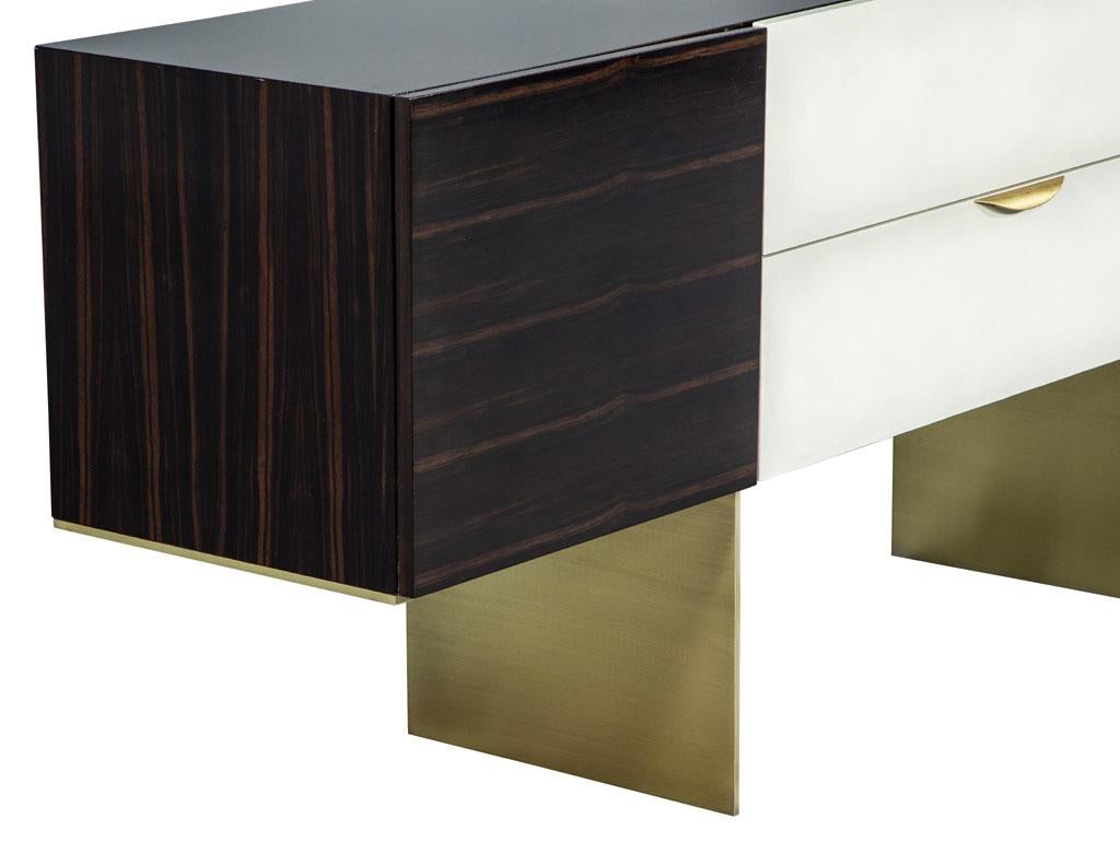 Crédence d'appoint moderne en forme de buffet en macassar faite sur mesure par Carrocel en vente 4