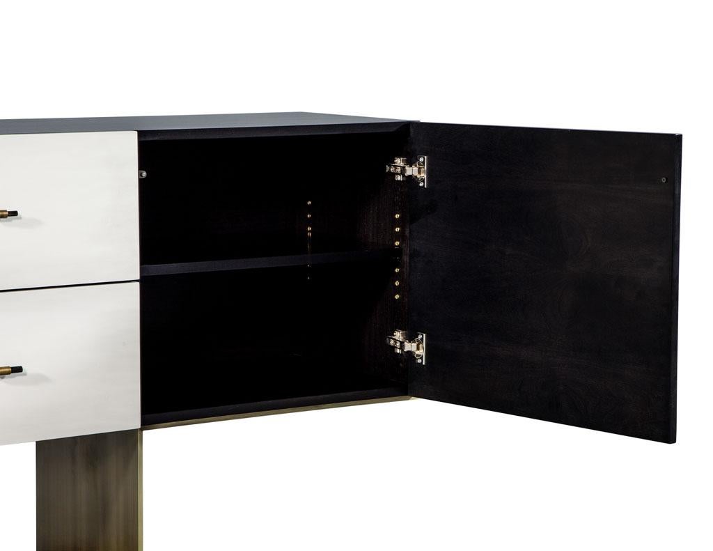 Carrocel Custom Modern Makassar Sideboard Buffet Anrichte (Moderne) im Angebot