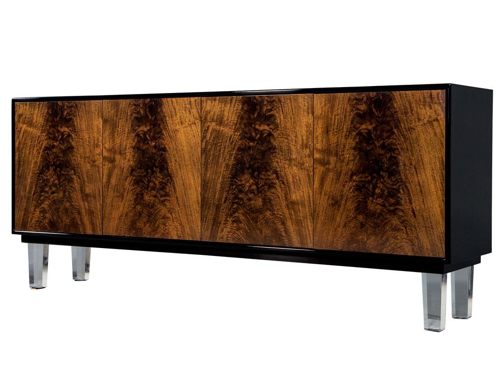 Carrocel Custom Modern Walnut and Acrylic Black Lacquered Sideboard Credenza For Sale 11