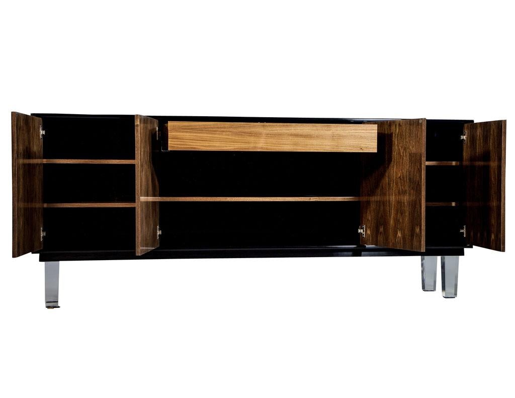 Contemporary Carrocel Custom Modern Walnut and Acrylic Black Lacquered Sideboard Credenza For Sale