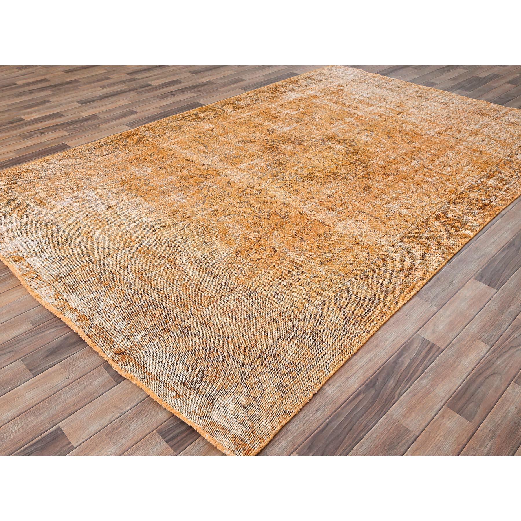 Noué à la main Tapis persan Tabriz vintage en laine douce nouée à la main, orange persan à l'aspect rustique en vente