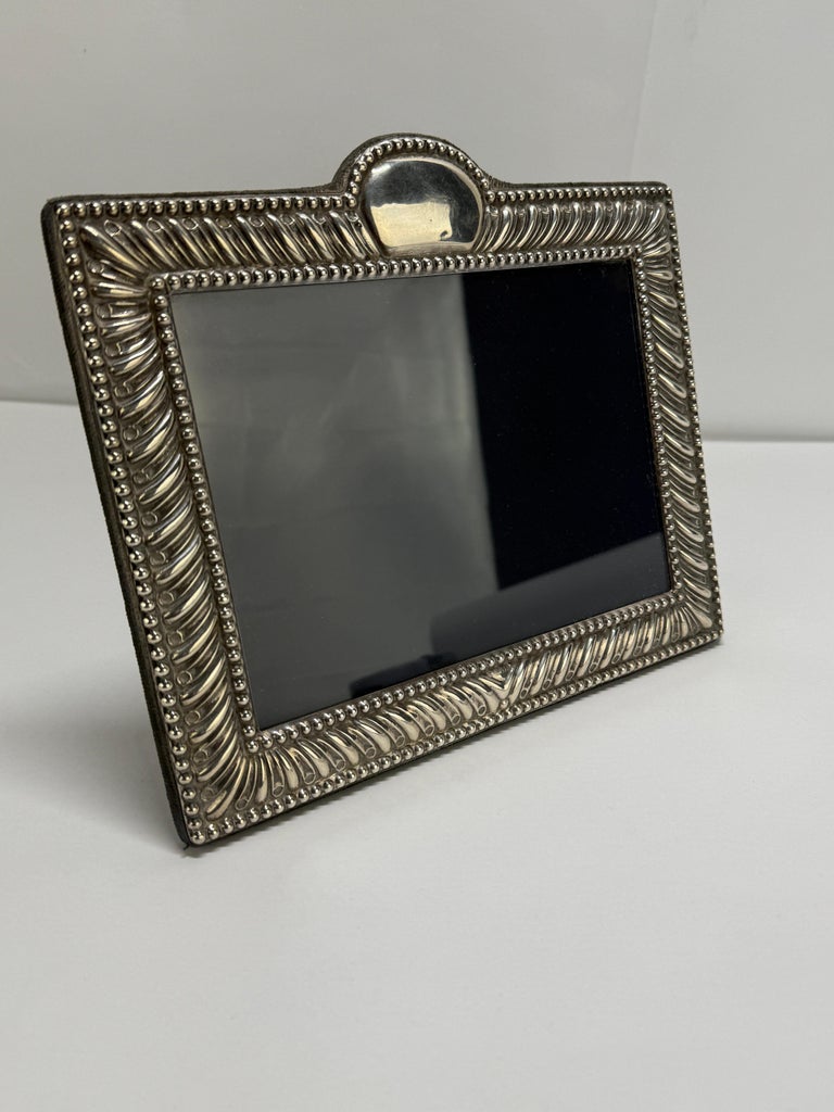 Carrs of Sheffield, Sterling Silver Picture Frame with Beaded Edge