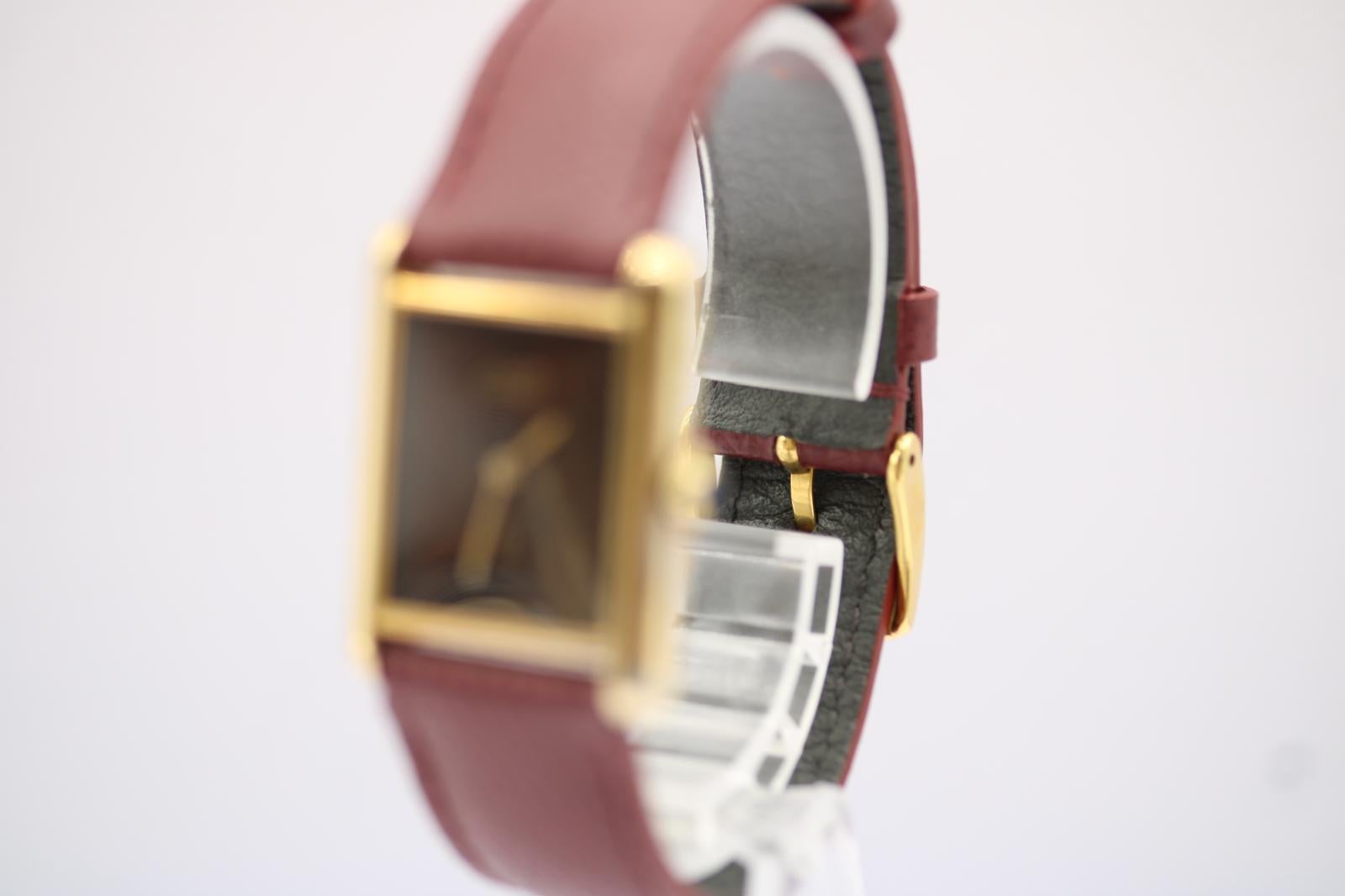 Must de Cartier Tank 25 x 30 mm Raro Quadrante Corteccia Carica Manuale  Circa anni '80 in vendita 11