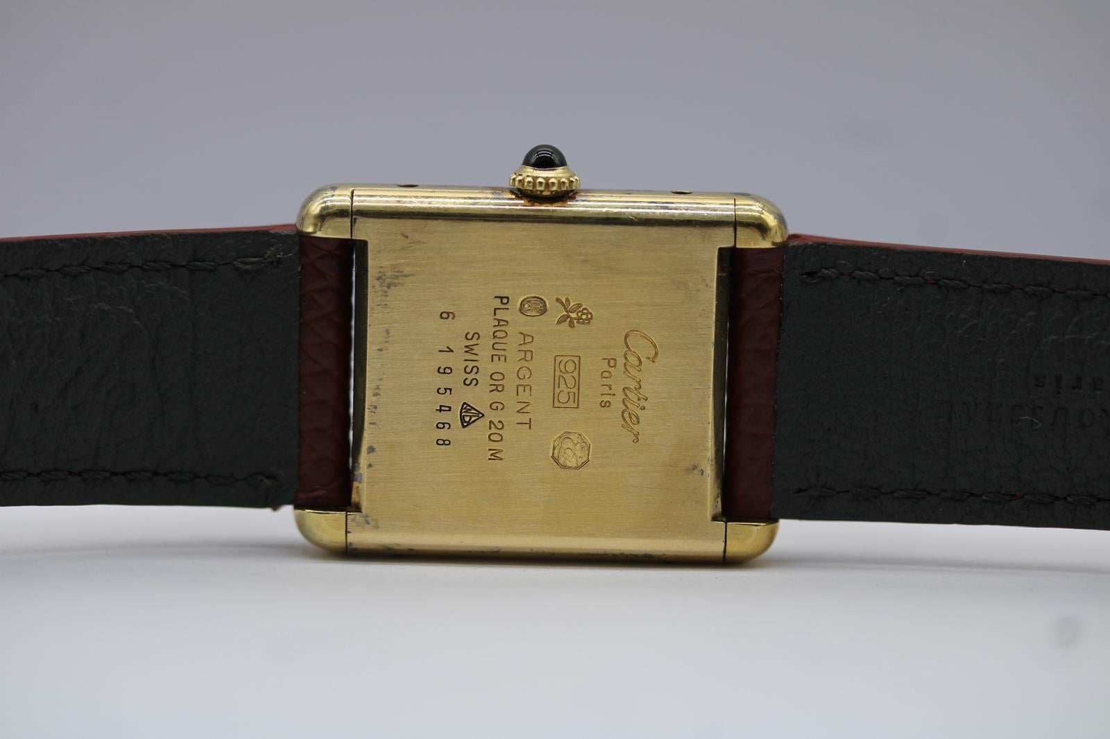 Must de Cartier Tank 25 x 30 mm Raro Quadrante Corteccia Carica Manuale  Circa anni '80 in vendita 1