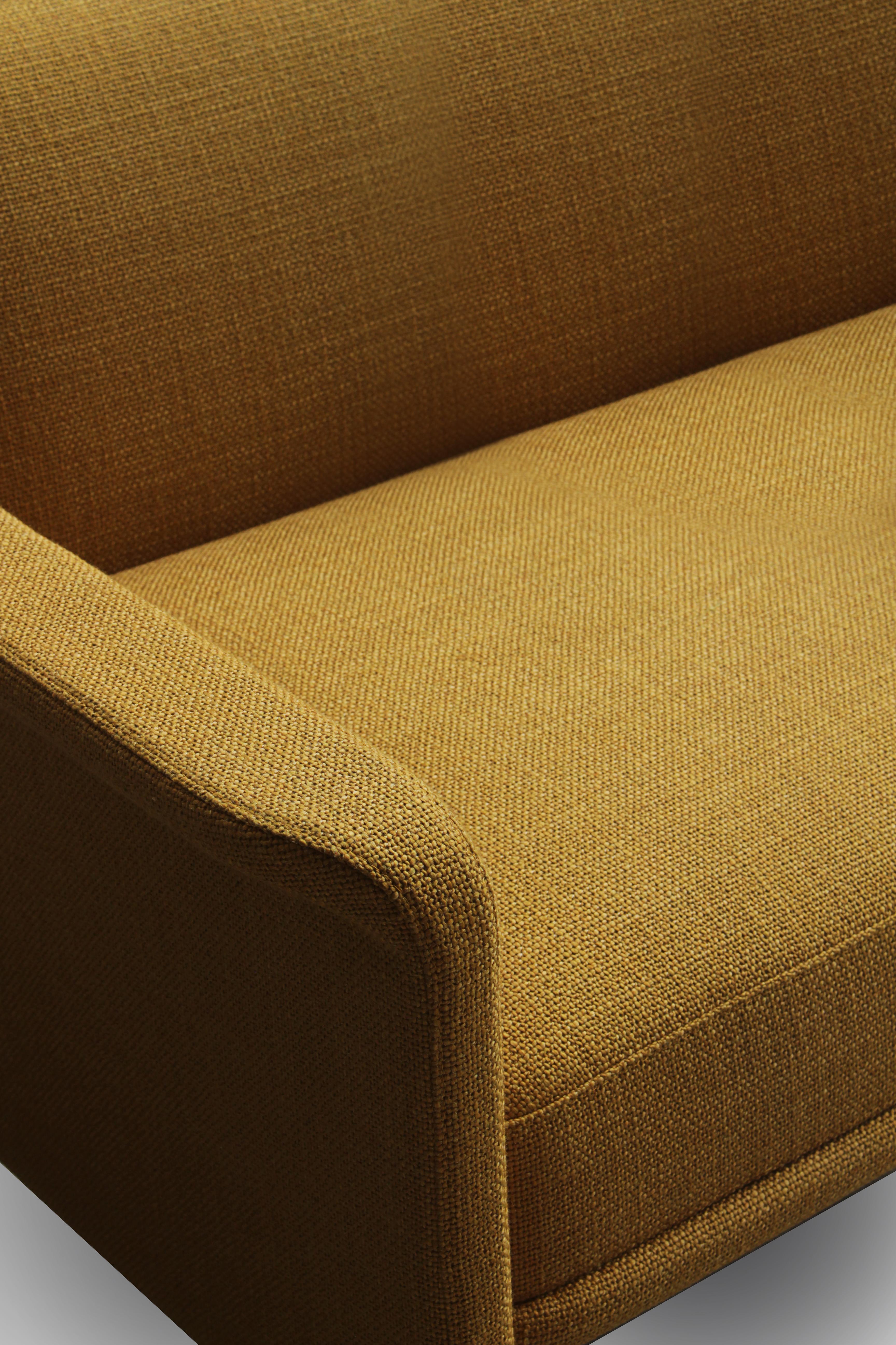 Contemporary Modern Carson 2 Seat Sofa in Yellow Fabric by Collector Studio In New Condition For Sale In Castelo da Maia, PT