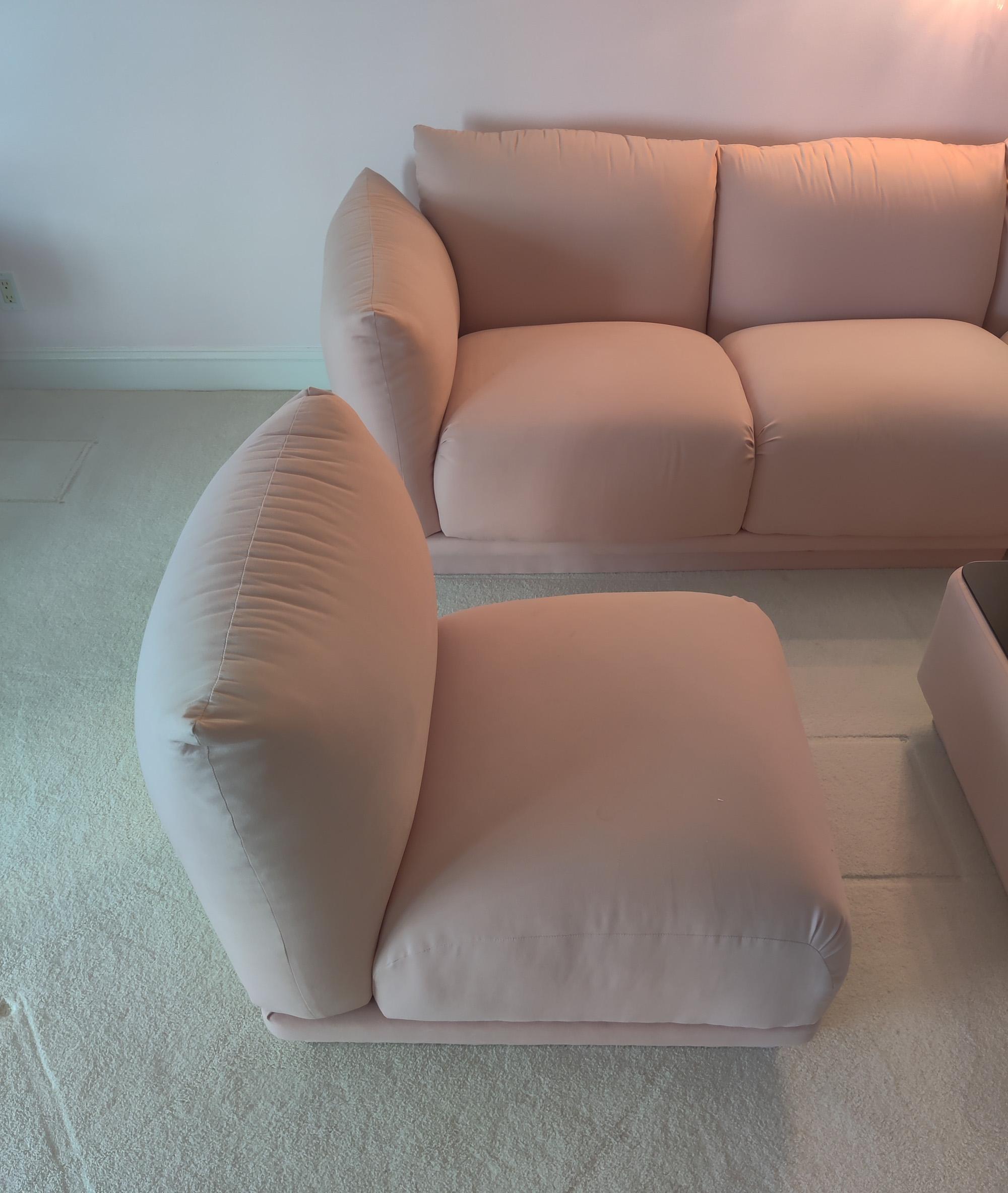Carsons 5-Piece Divano e Tavolo Set Soggiorno Tappezzeria Rosa e Vetro Fumé 2