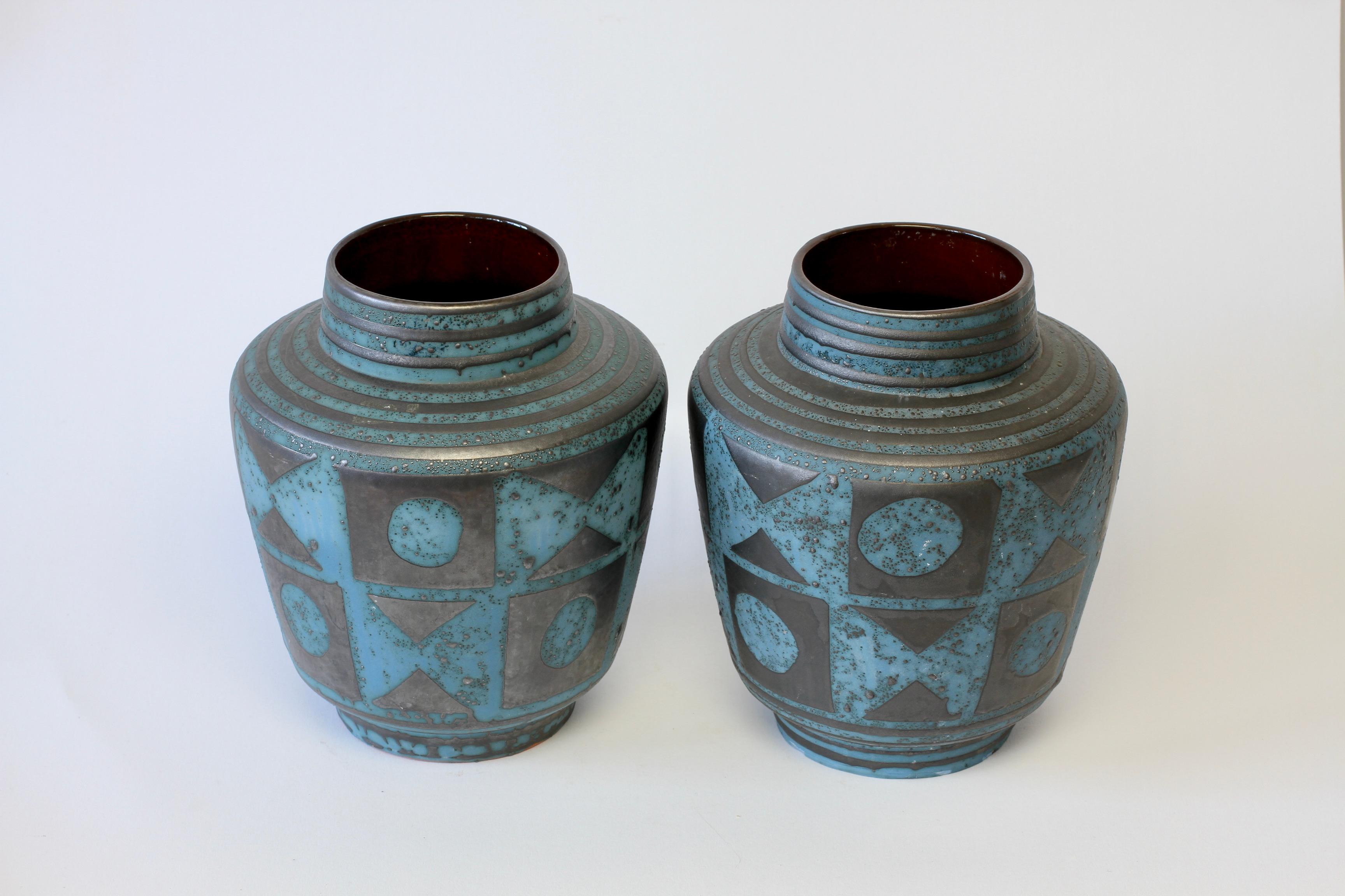 Carstens 1950s Pair of Vintage Mid-Century Graphite & Blue West German Vases 4