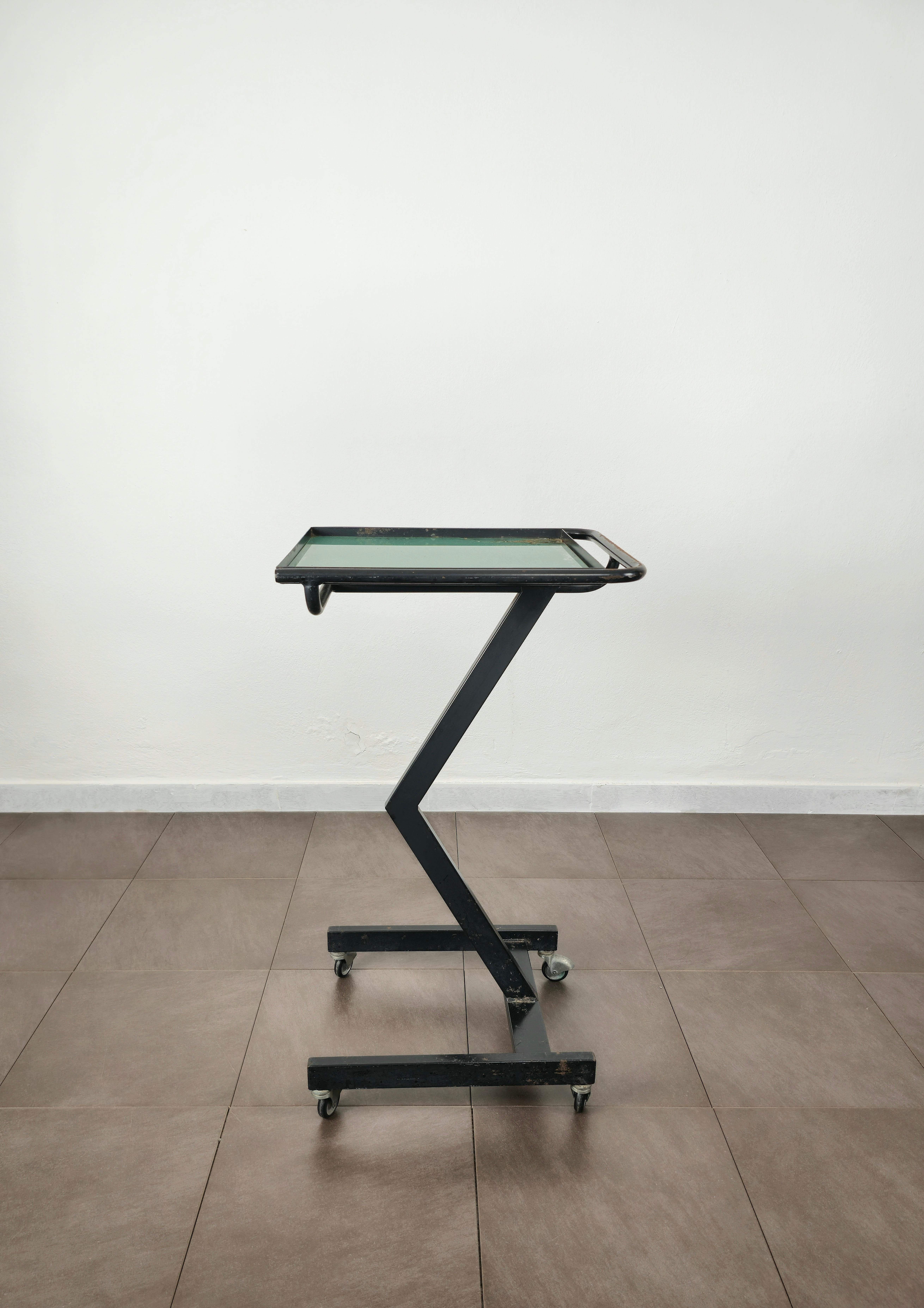 Cart Food Trolley Black Enamelled Metal Glass Midcentury Italian Design 1970s In Fair Condition For Sale In Palermo, IT