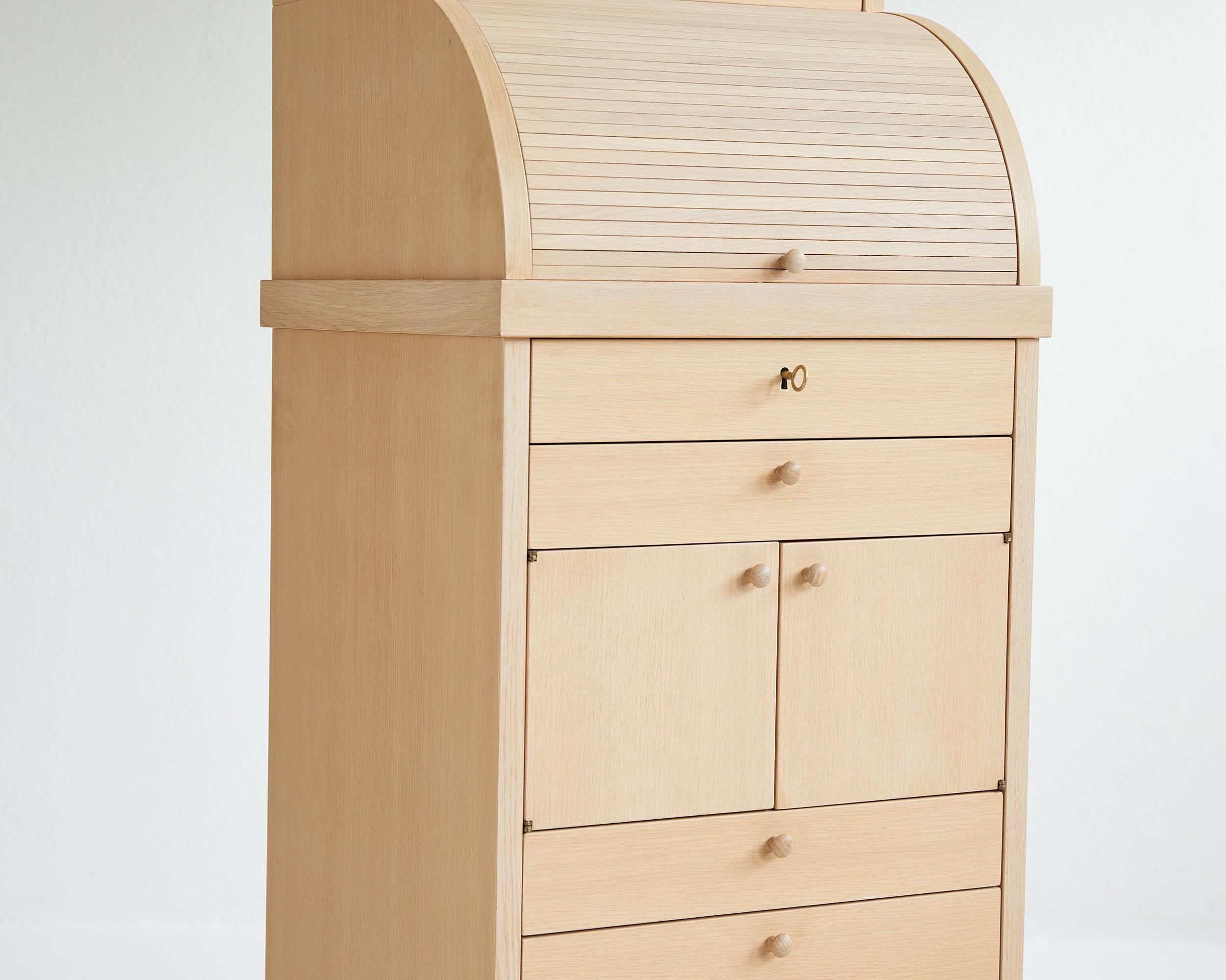 Mid-Century Modern Carteggio Wood Drawer Cabinet by Aldo Rossi for Molteni Italy, 1987
