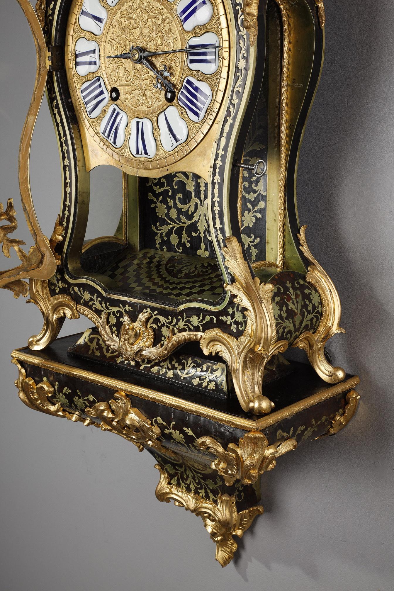 Cartel und seine Konsole mit Boulle-Intarsien und vergoldeter Bronze, Louis XV.-Periode im Angebot 6