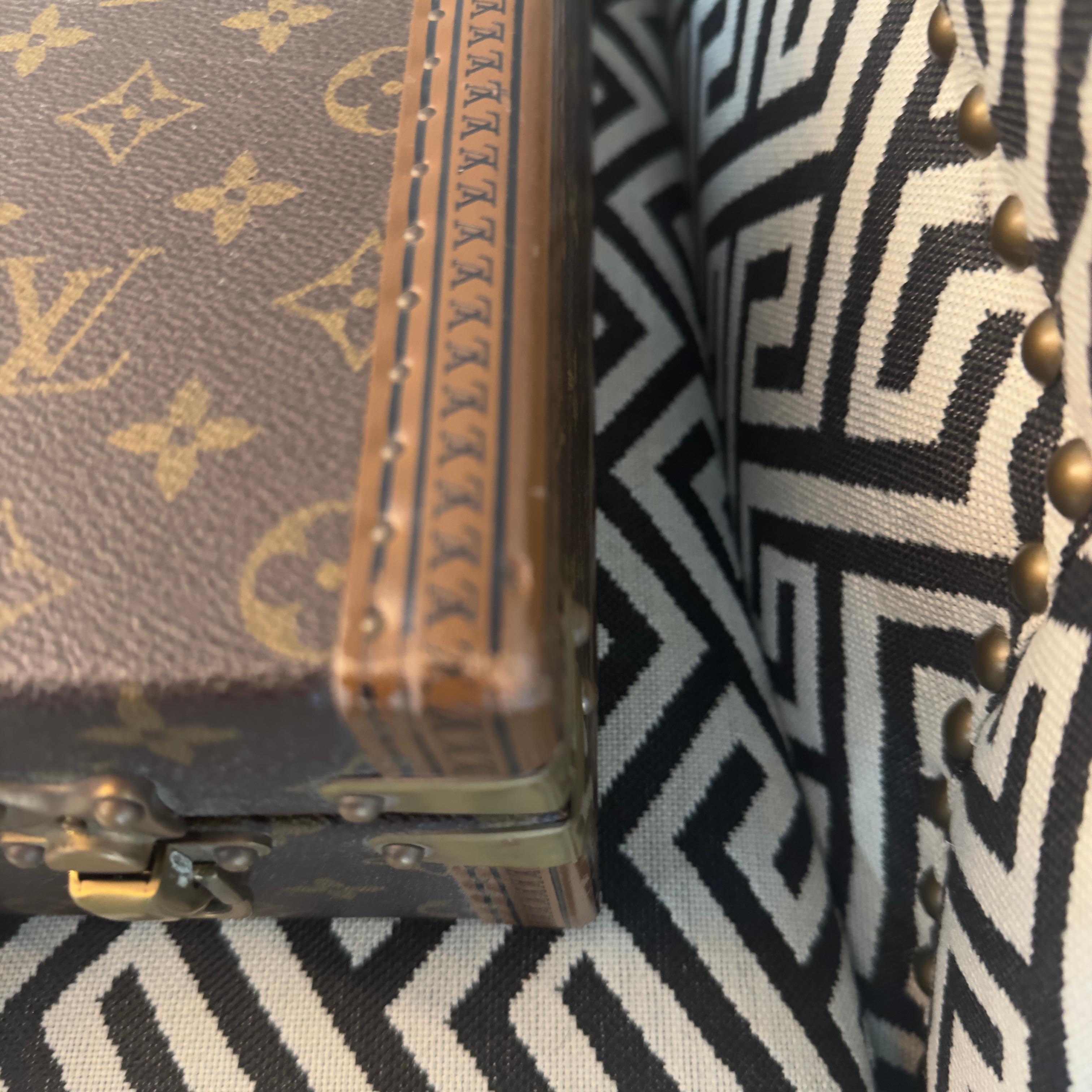 Mallette présidentielle Louis Vuitton en toile monogramme en vente 14