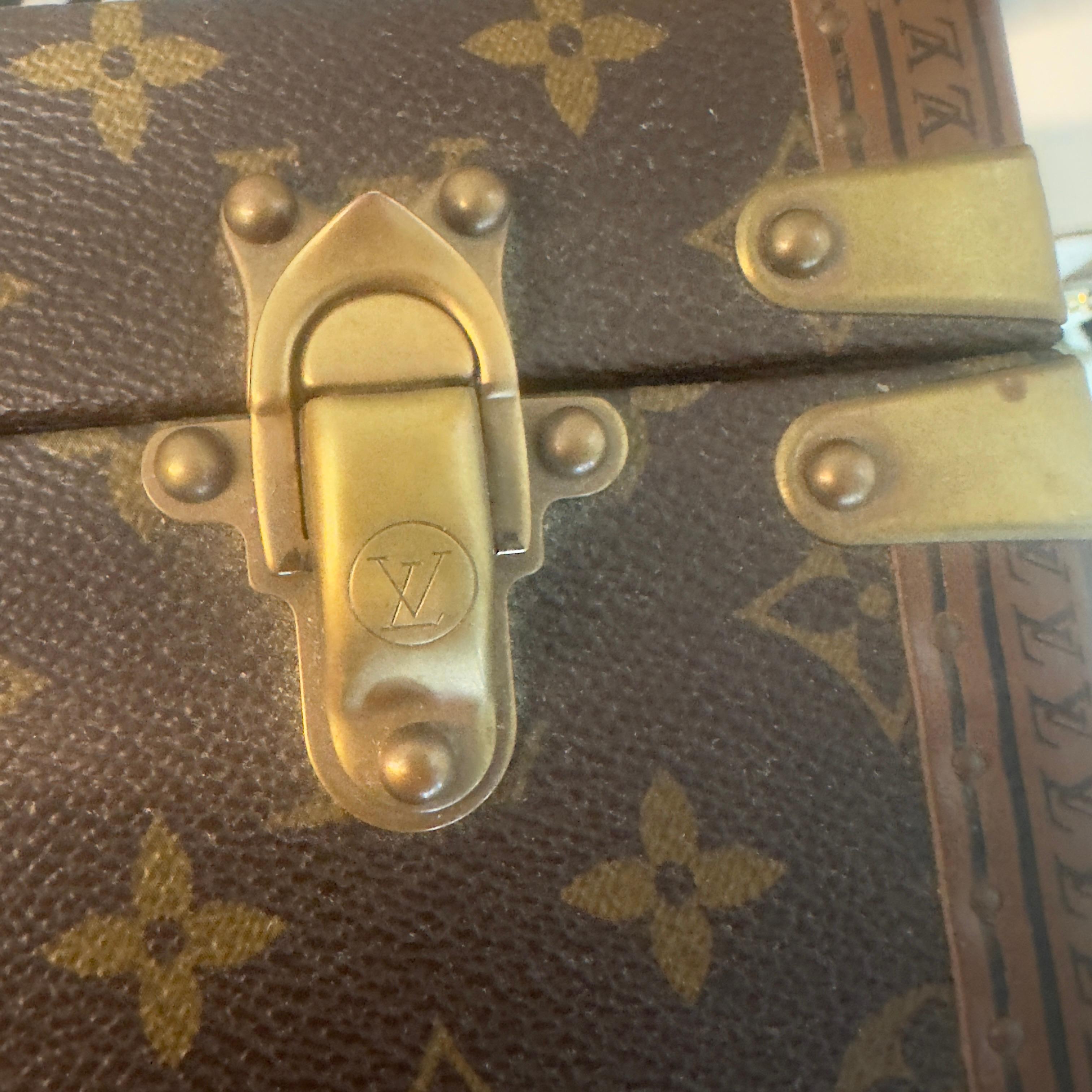 Mallette présidentielle Louis Vuitton en toile monogramme en vente 1
