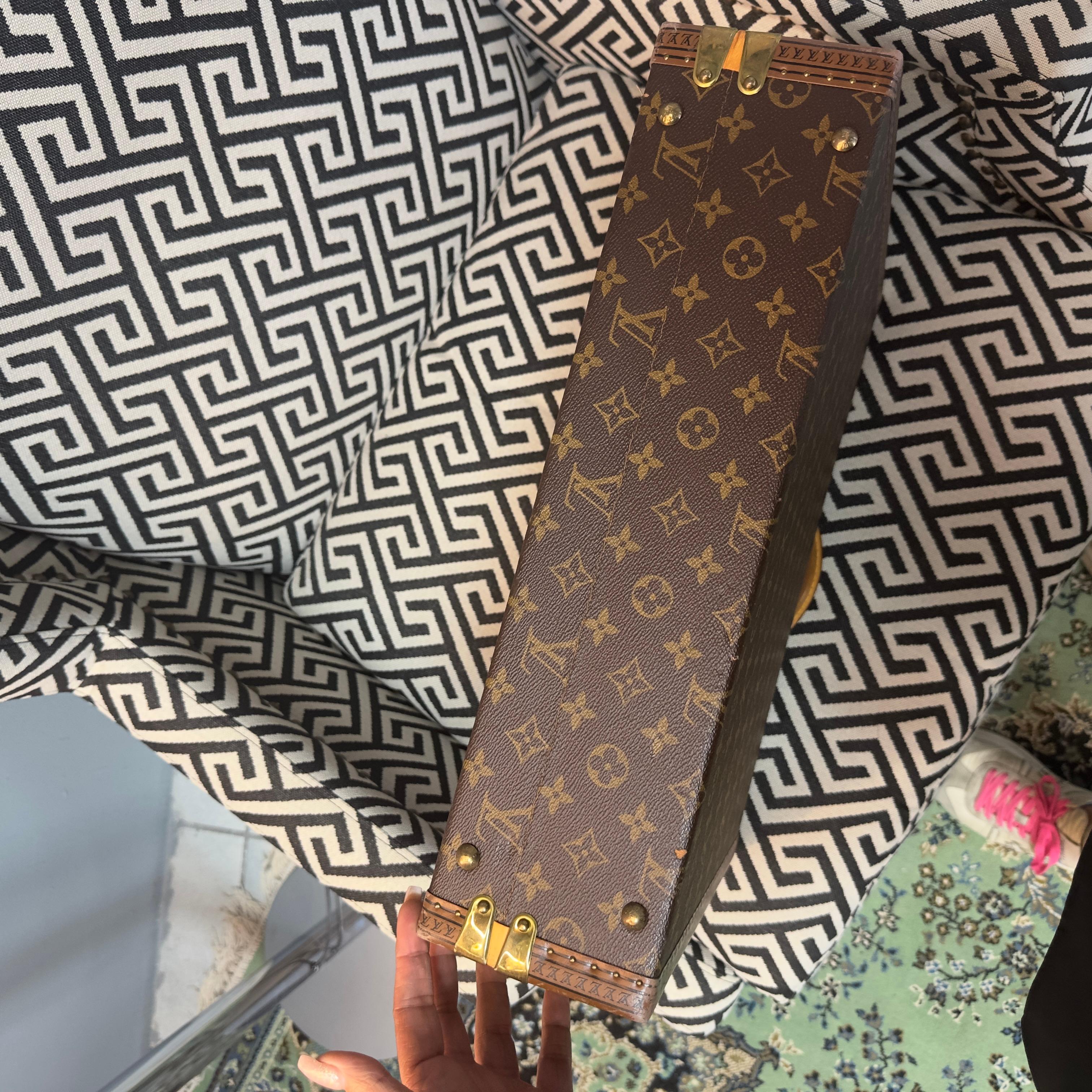 Mallette présidentielle Louis Vuitton en toile monogramme en vente 4