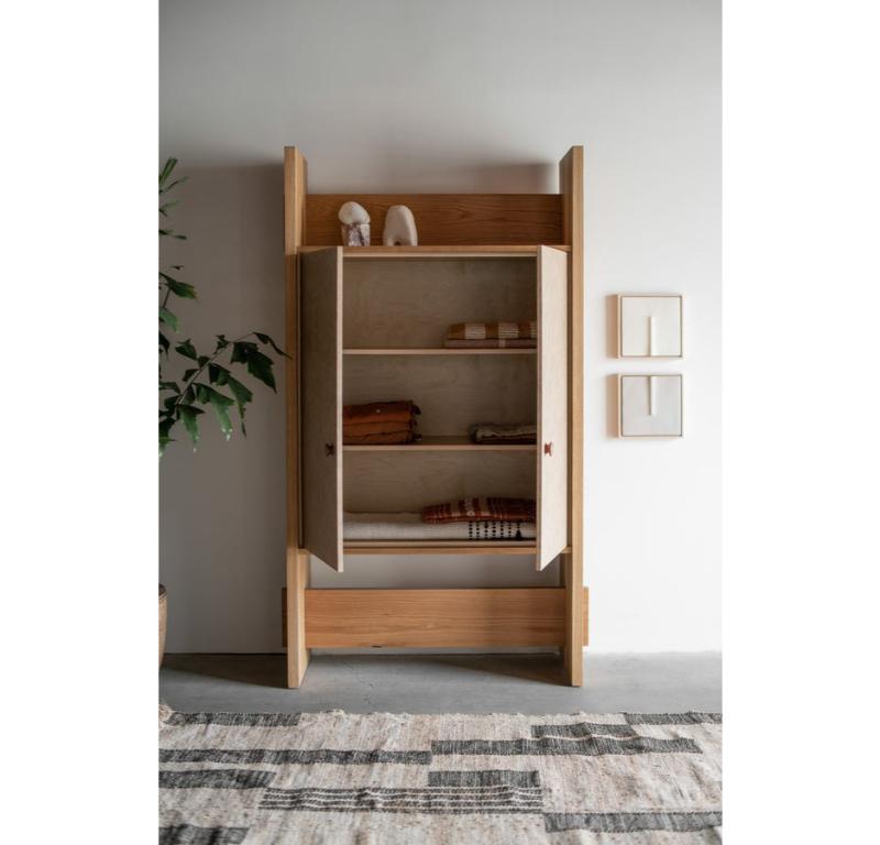 Armoire Carter Neuf - En vente à Los Angeles, CA