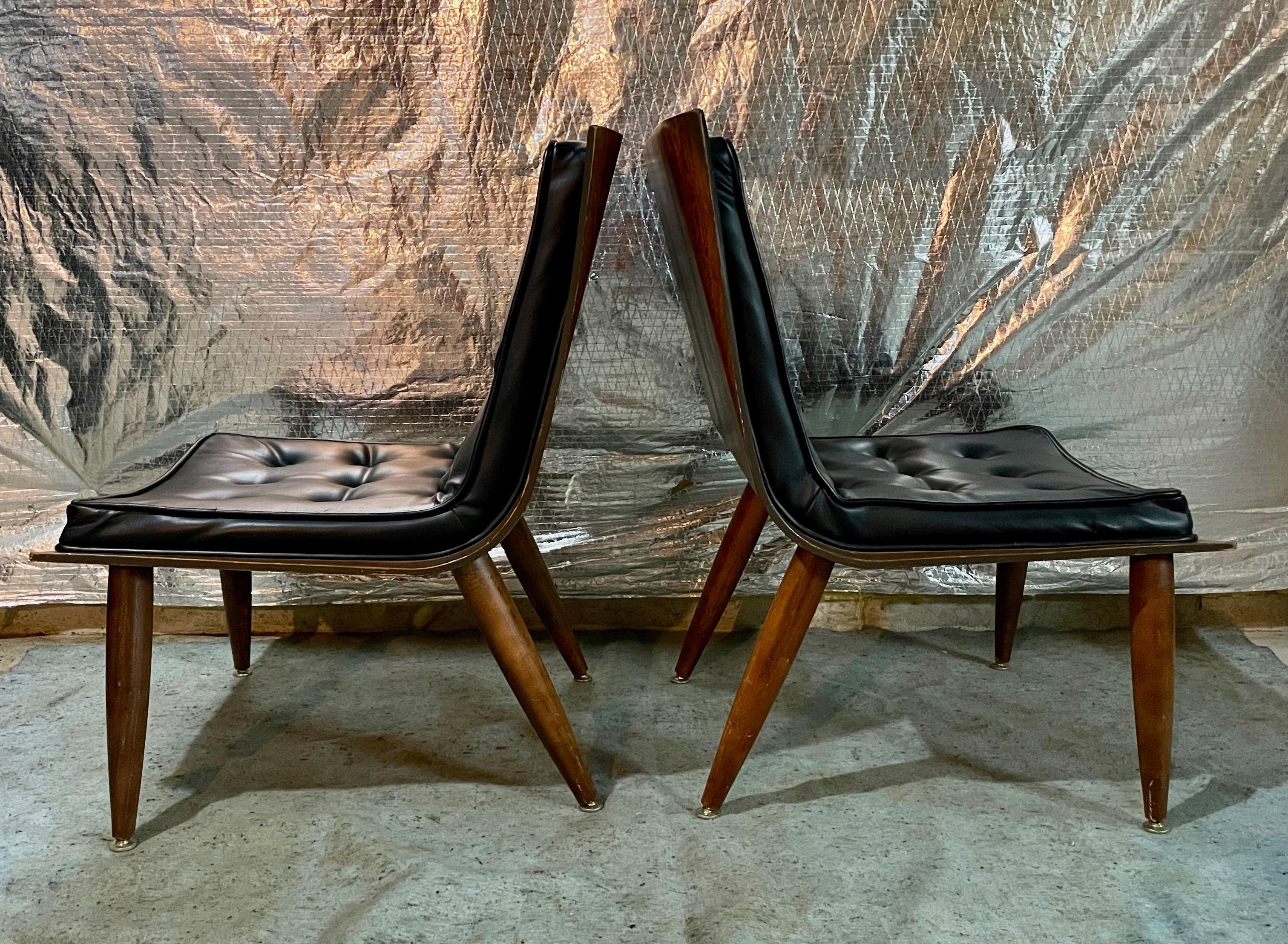 North American Carter Brothers Pair of Bent Plywood and Upholstered Lounge Chairs Mid Century