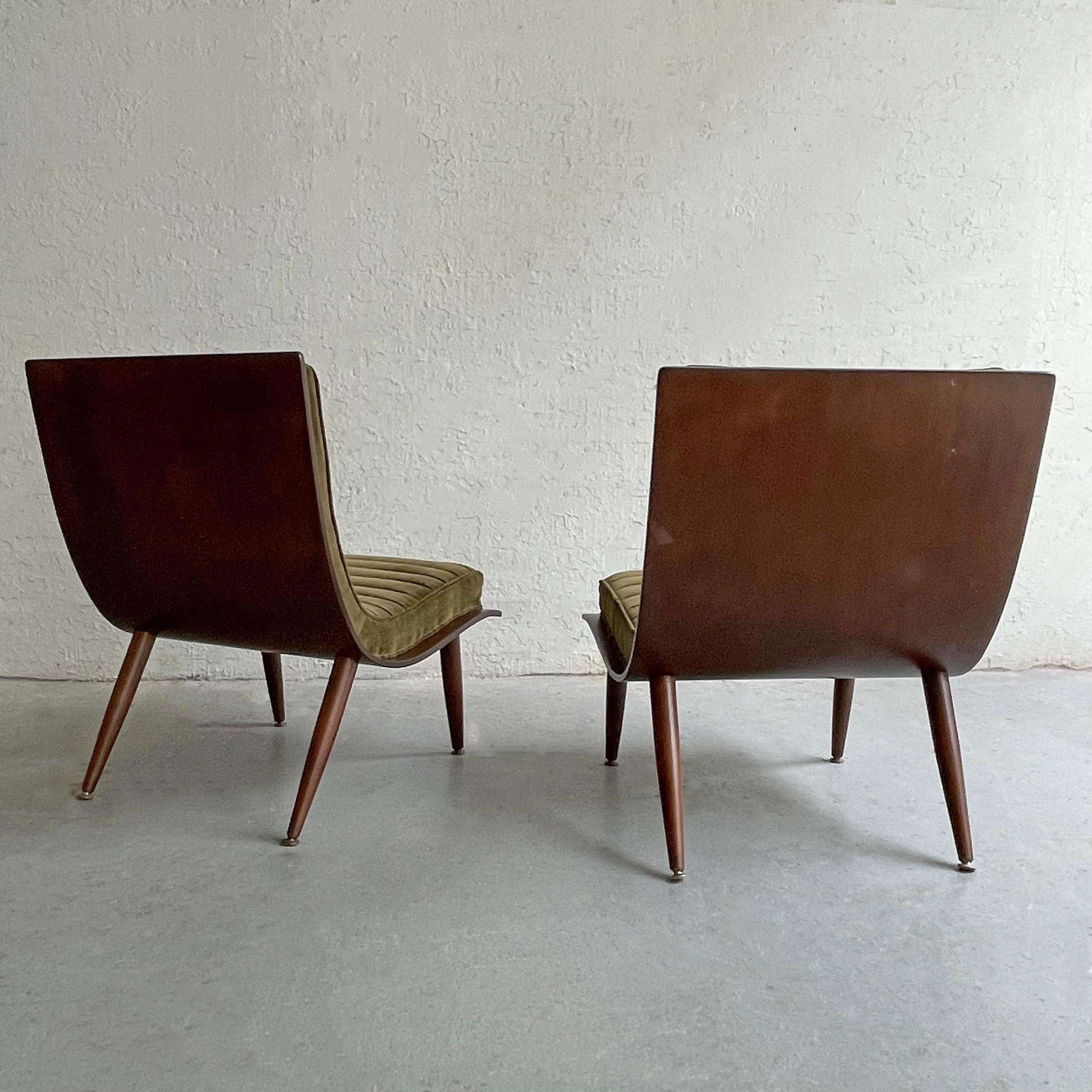 20th Century Carter Brothers Walnut Bentwood Scoop Lounge Chairs