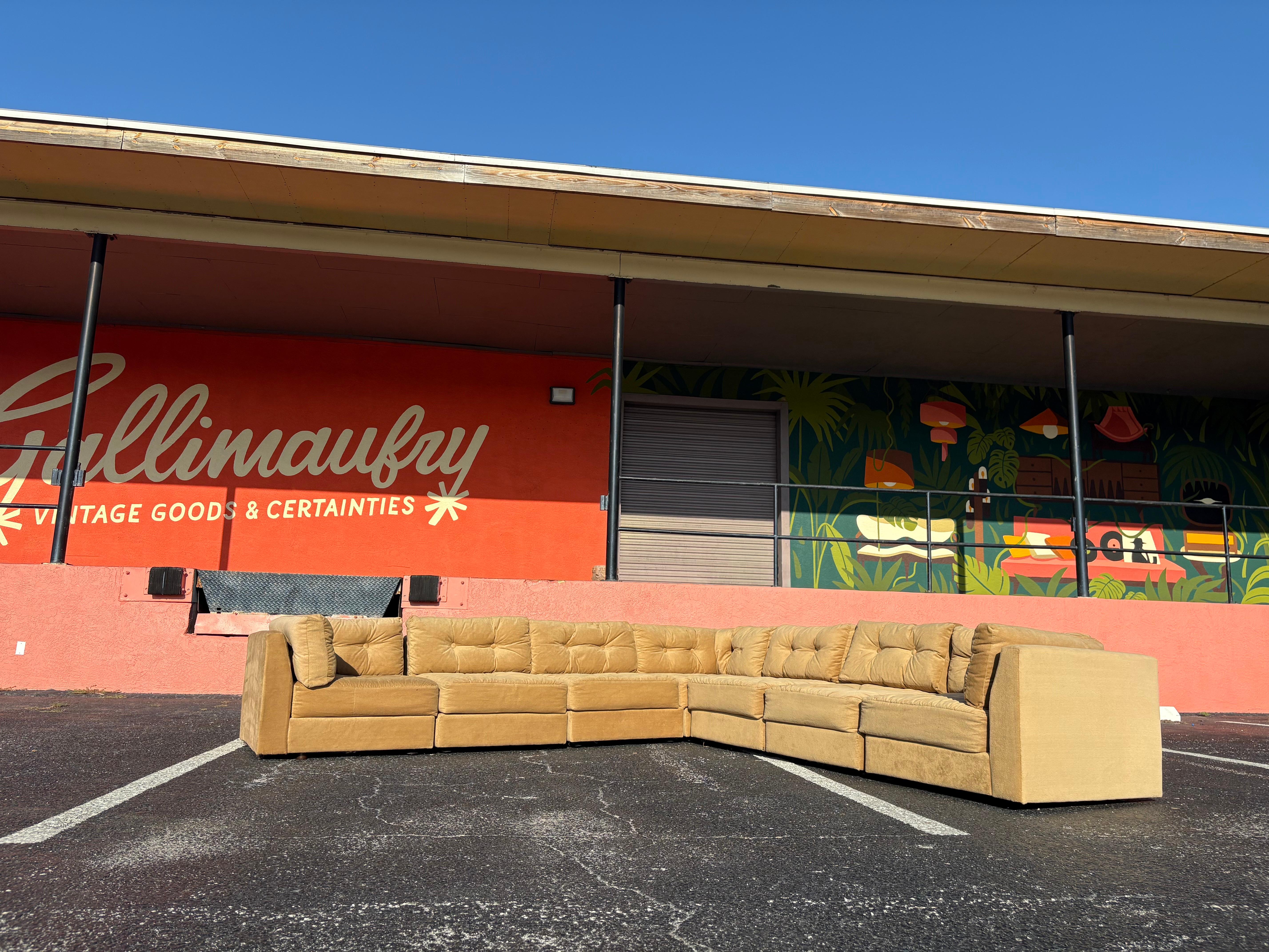 Carter Mid Century Modular Pit Sectional Sofa, 7 pieces In Good Condition In Lutz, FL